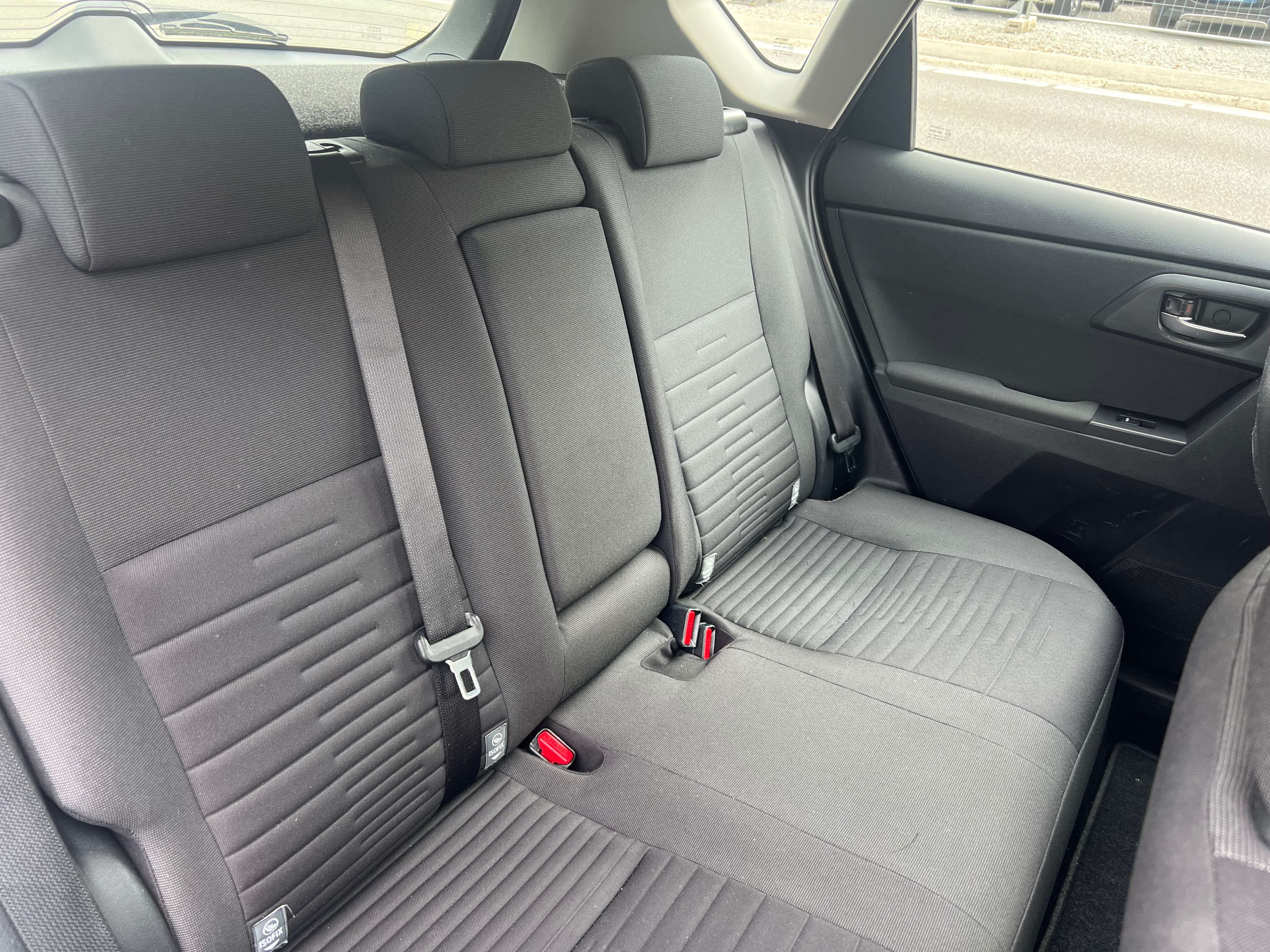 Toyota Auris 1.2 Turbo Lounge Multidrive S AUTOMATIQUE GPS CAMÉRA GARANTIE CRÉDIT 100%
