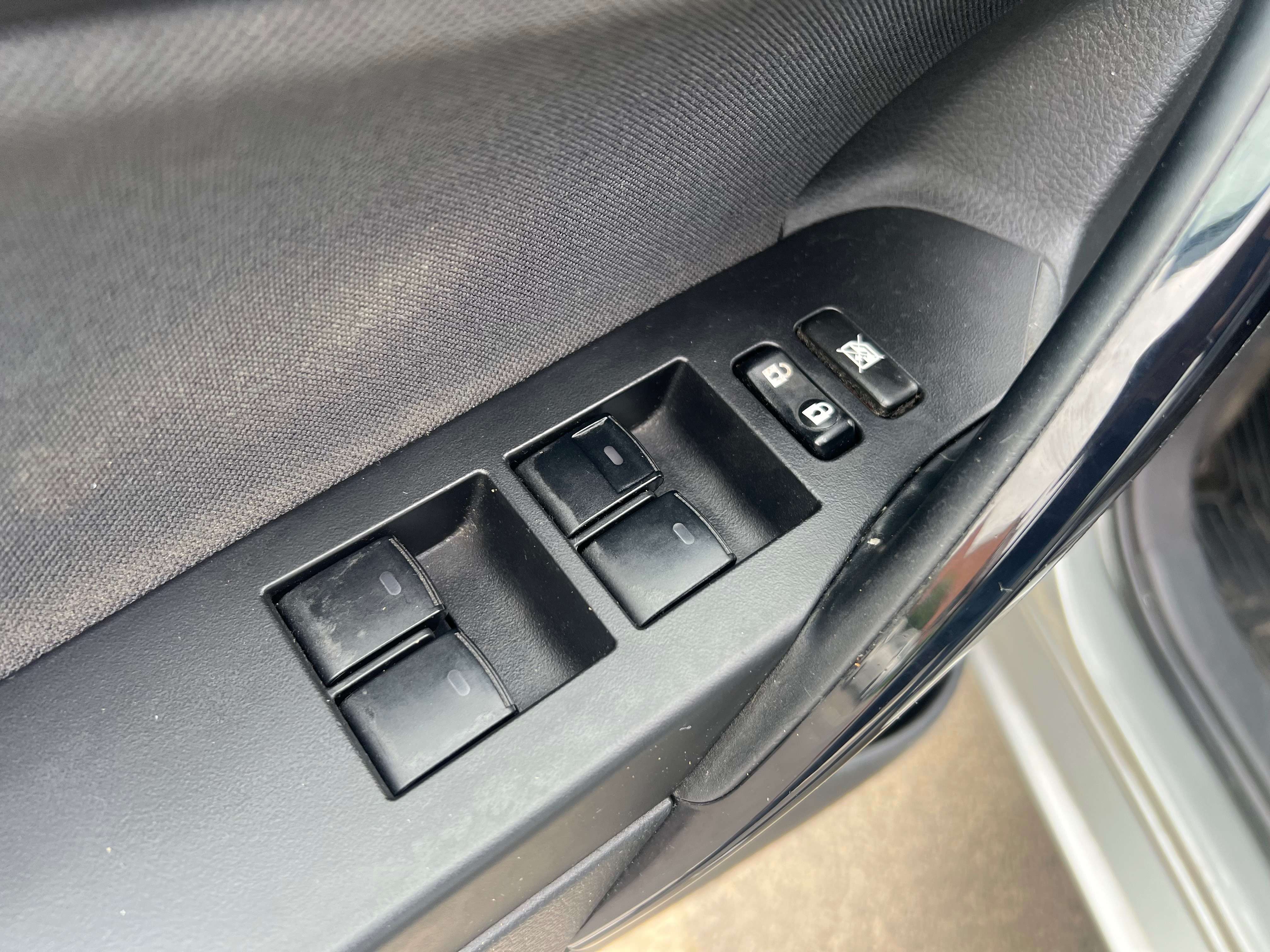 Toyota Auris 1.2 Turbo Lounge Multidrive S AUTOMATIQUE GPS CAMÉRA GARANTIE CRÉDIT 100%