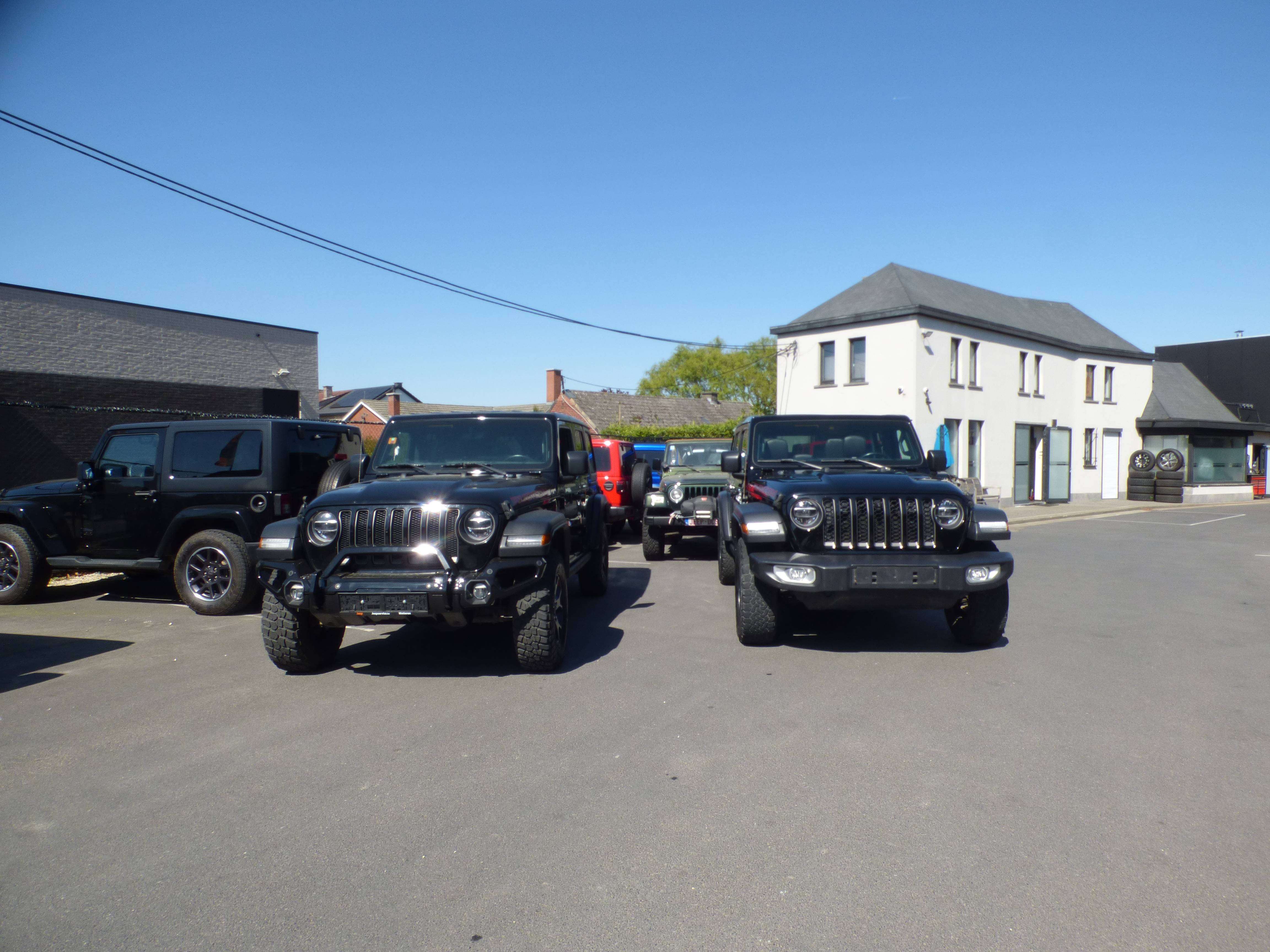 Jeep Wrangler Unlimited Rubcion 2.0 benzine **77000km**