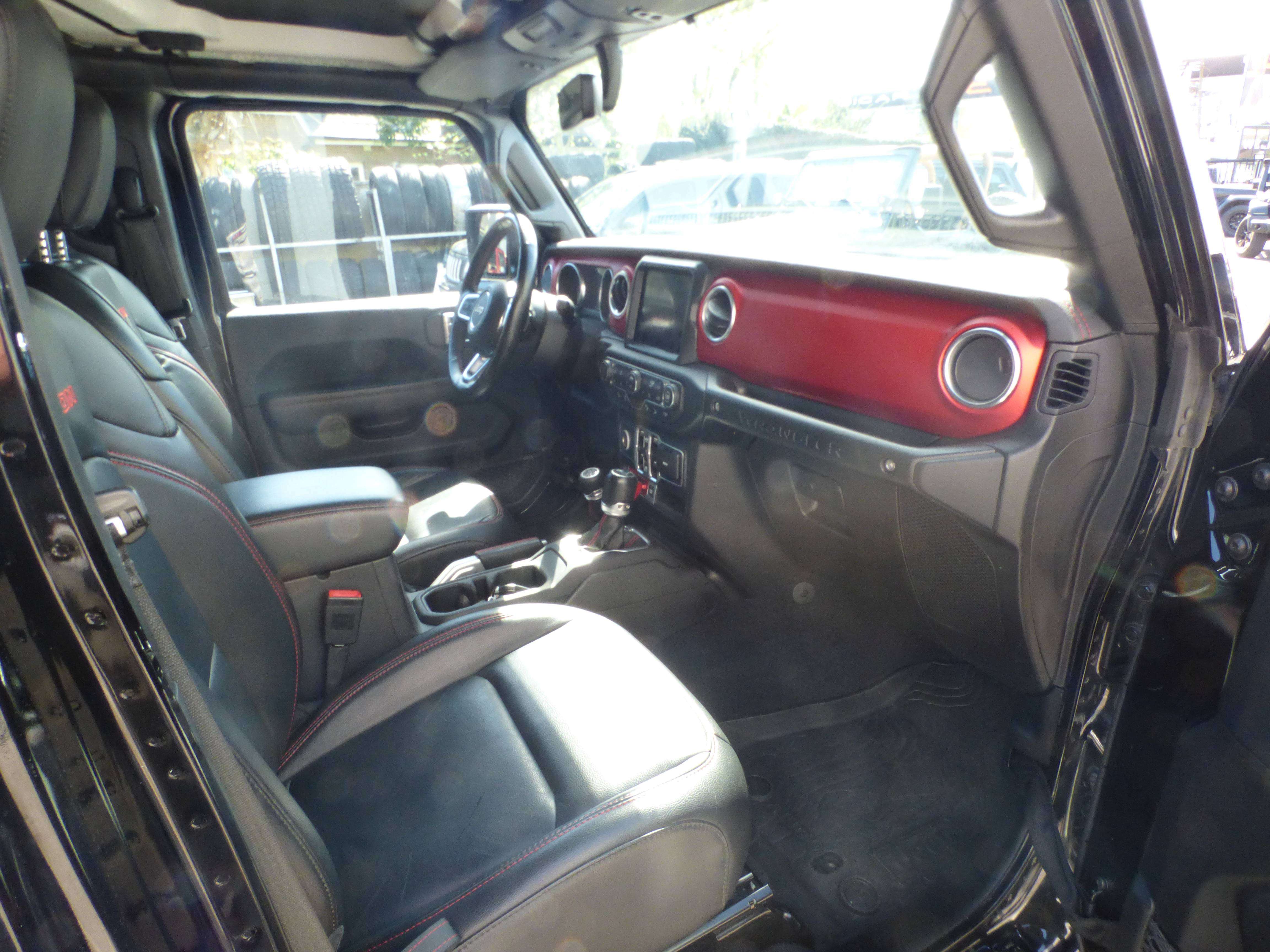Jeep Wrangler Unlimited Rubcion 2.0 benzine **77000km**