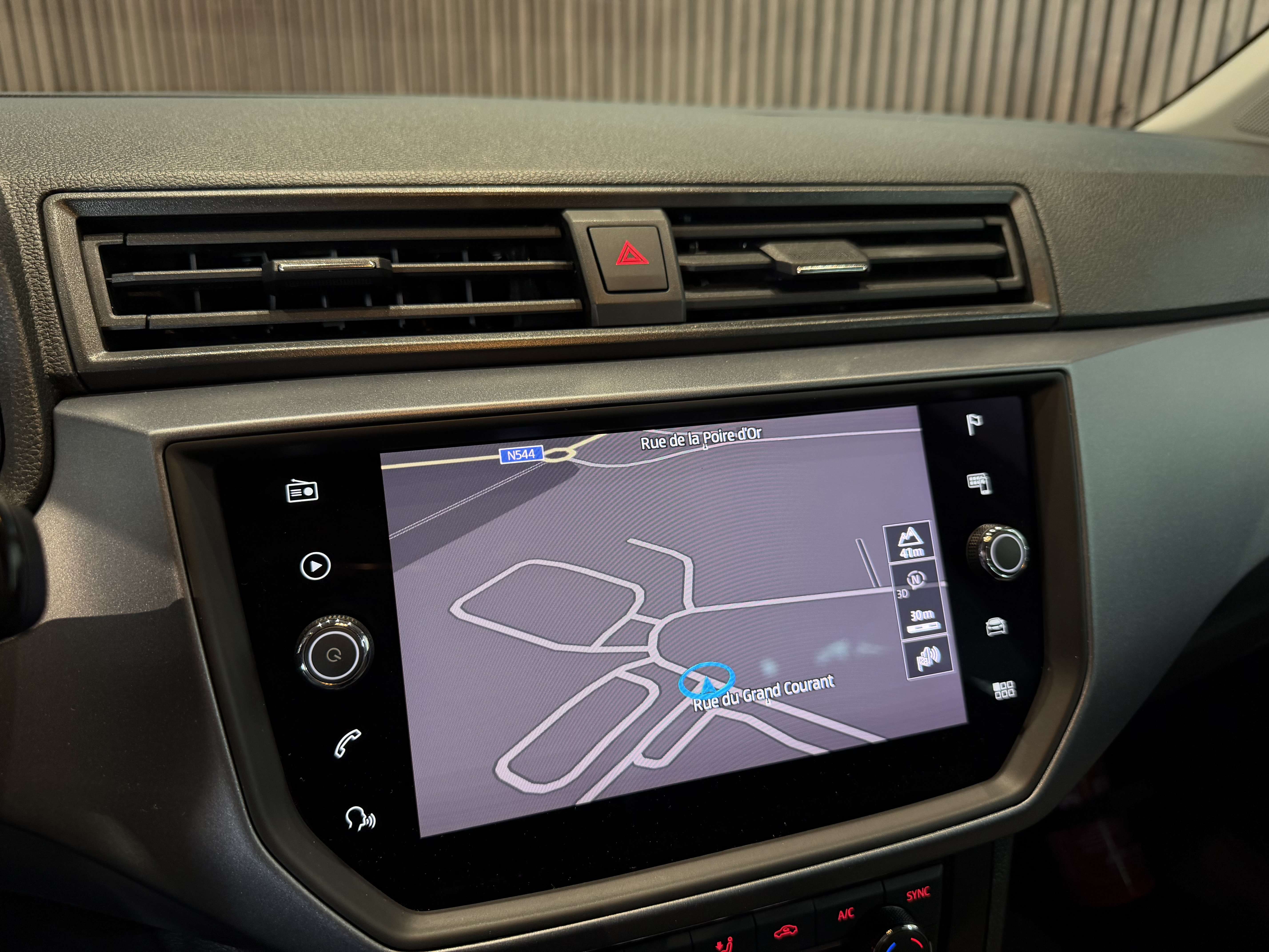 SEAT Arona 1.0 TSI - GARANTIE 12MOIS - 1ERPRO -