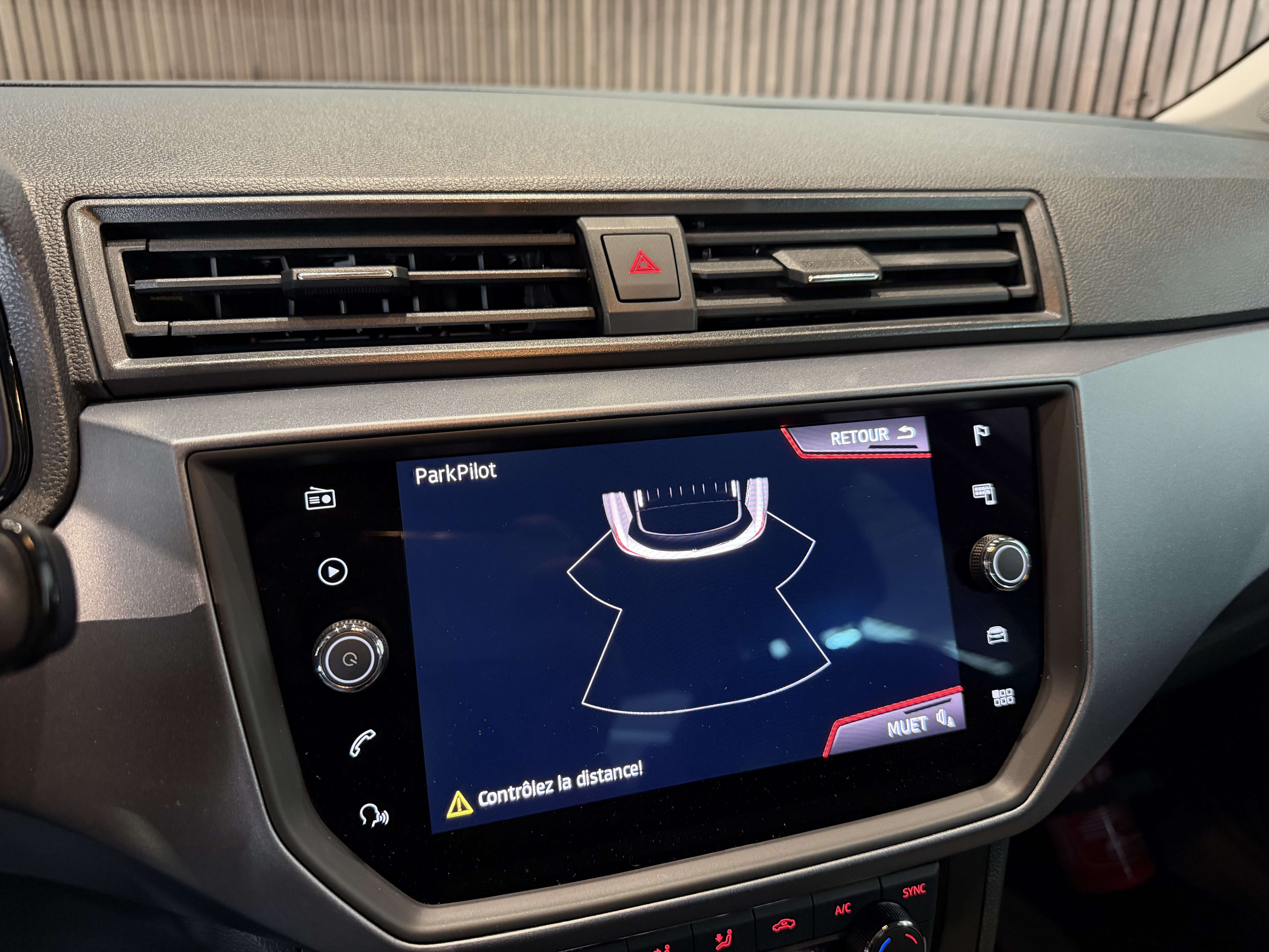 SEAT Arona 1.0 TSI - GARANTIE 12MOIS - 1ERPRO -