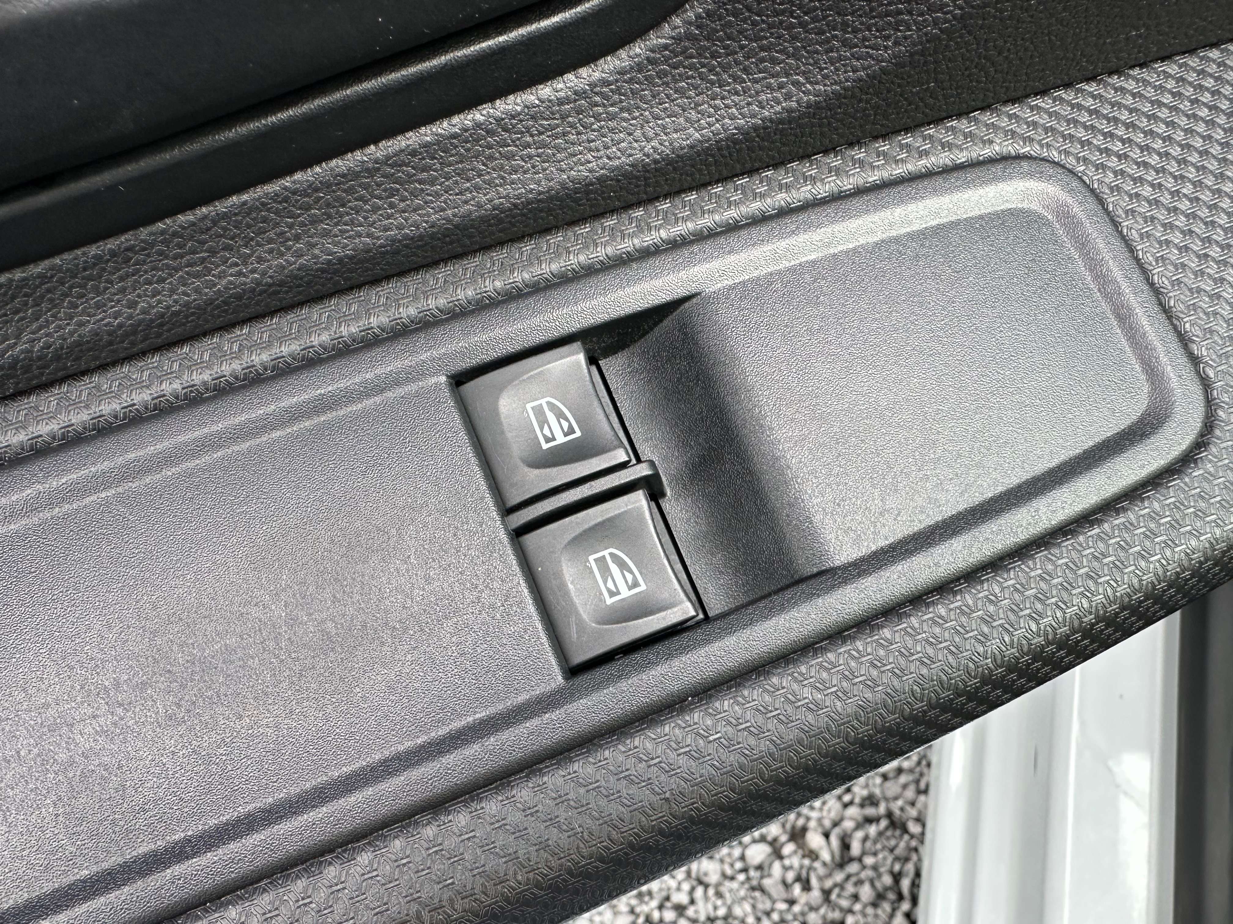 Dacia Sandero 1.0*91CV*EURO 6D*1ER PROP*AIRCO*CARPLAY*GARANTIE