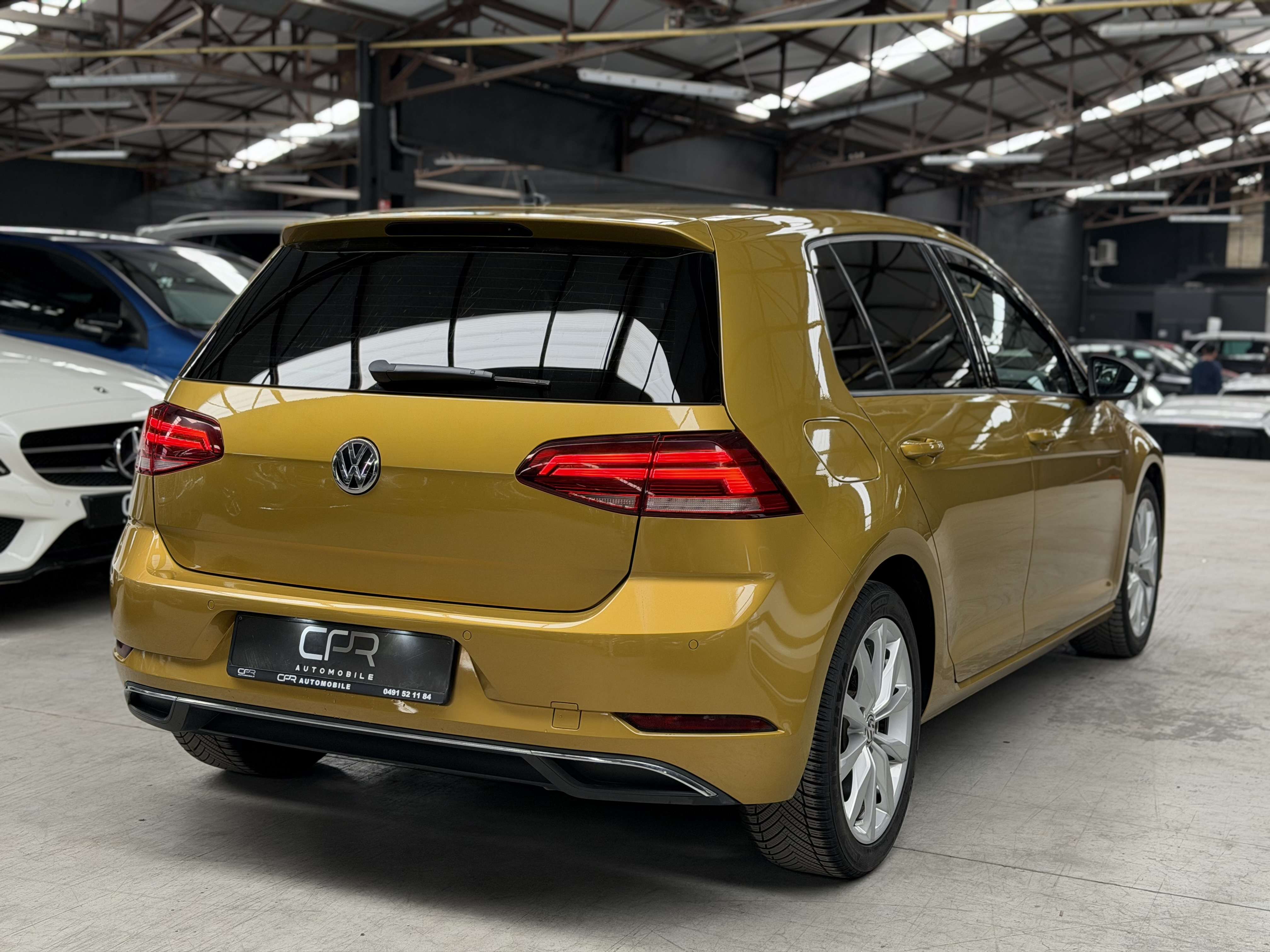 Volkswagen Golf 1.6 TDi * COCKPIT * GPS * CARPLAY * CAMERA * CLIM