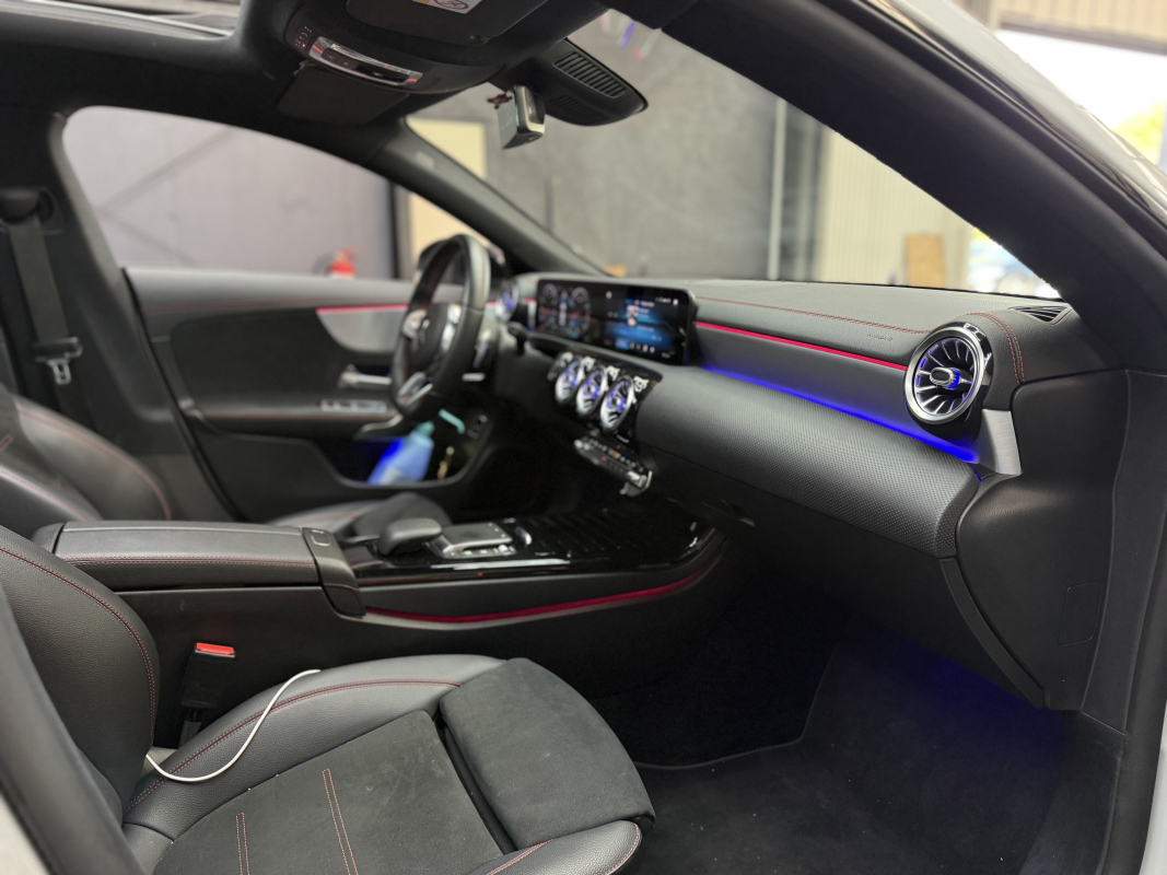 Mercedes-Benz Cla 180 AMG LINE 136 ch