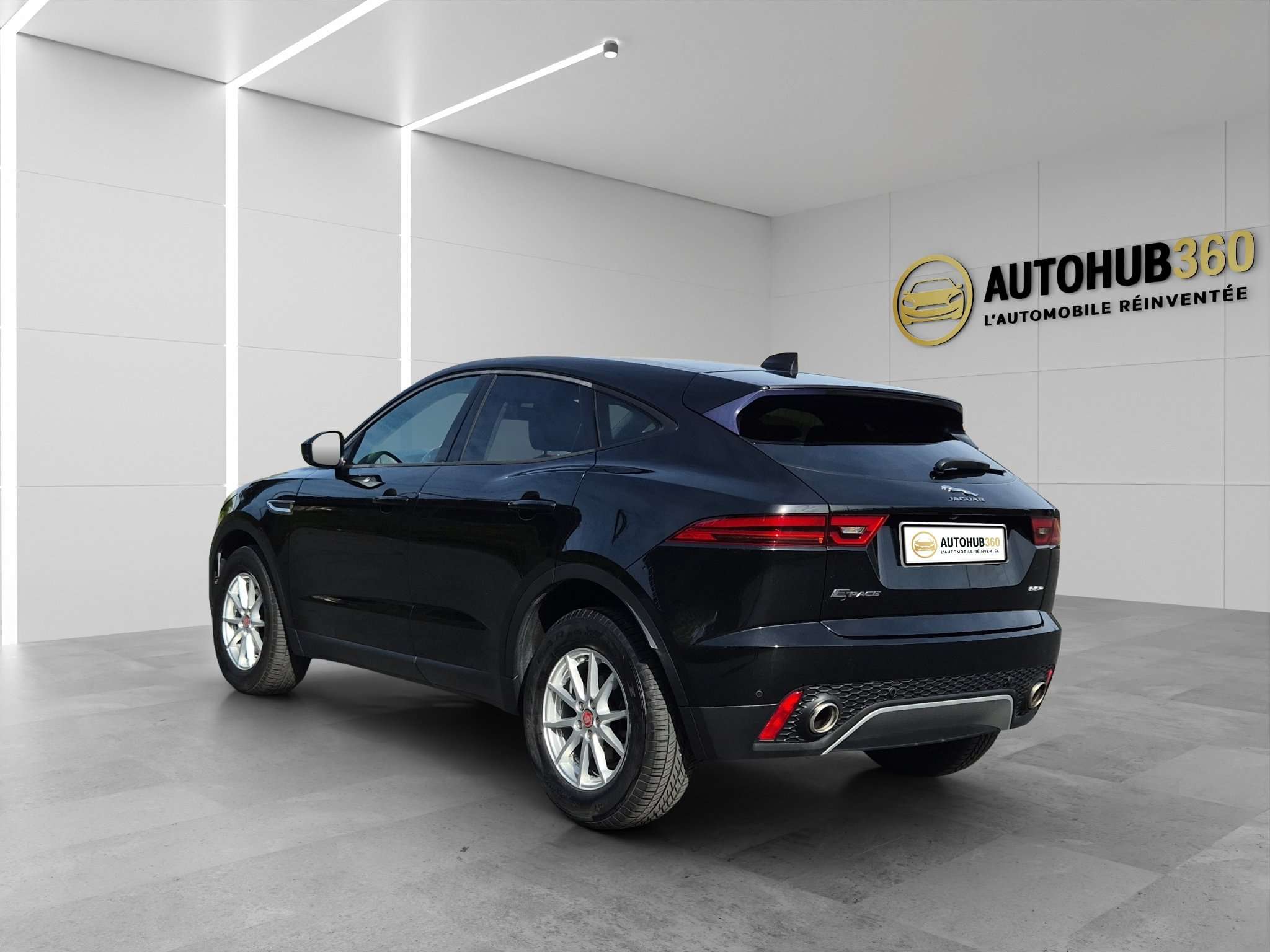 Jaguar E-Pace 2.0 D SE - Garantie 12 Mois avec Entretien Effectué, Zone LEZ Ok, RDV au +32472643155
