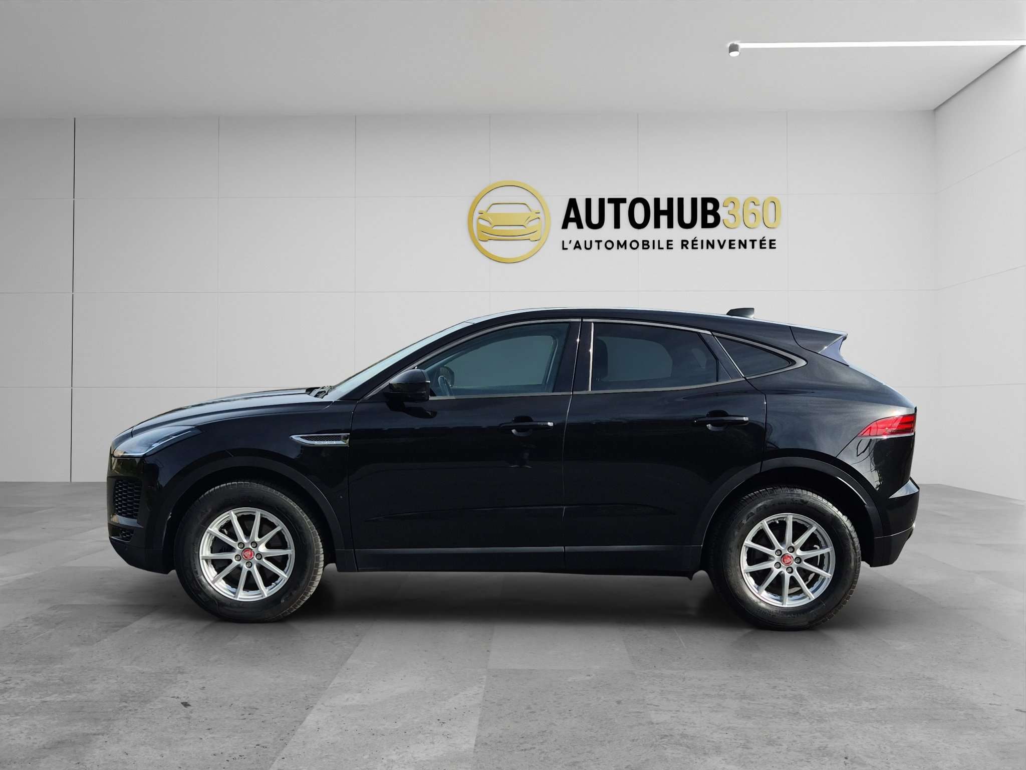 Jaguar E-Pace 2.0 D SE - Garantie 12 Mois avec Entretien Effectué, Zone LEZ Ok, RDV au +32472643155