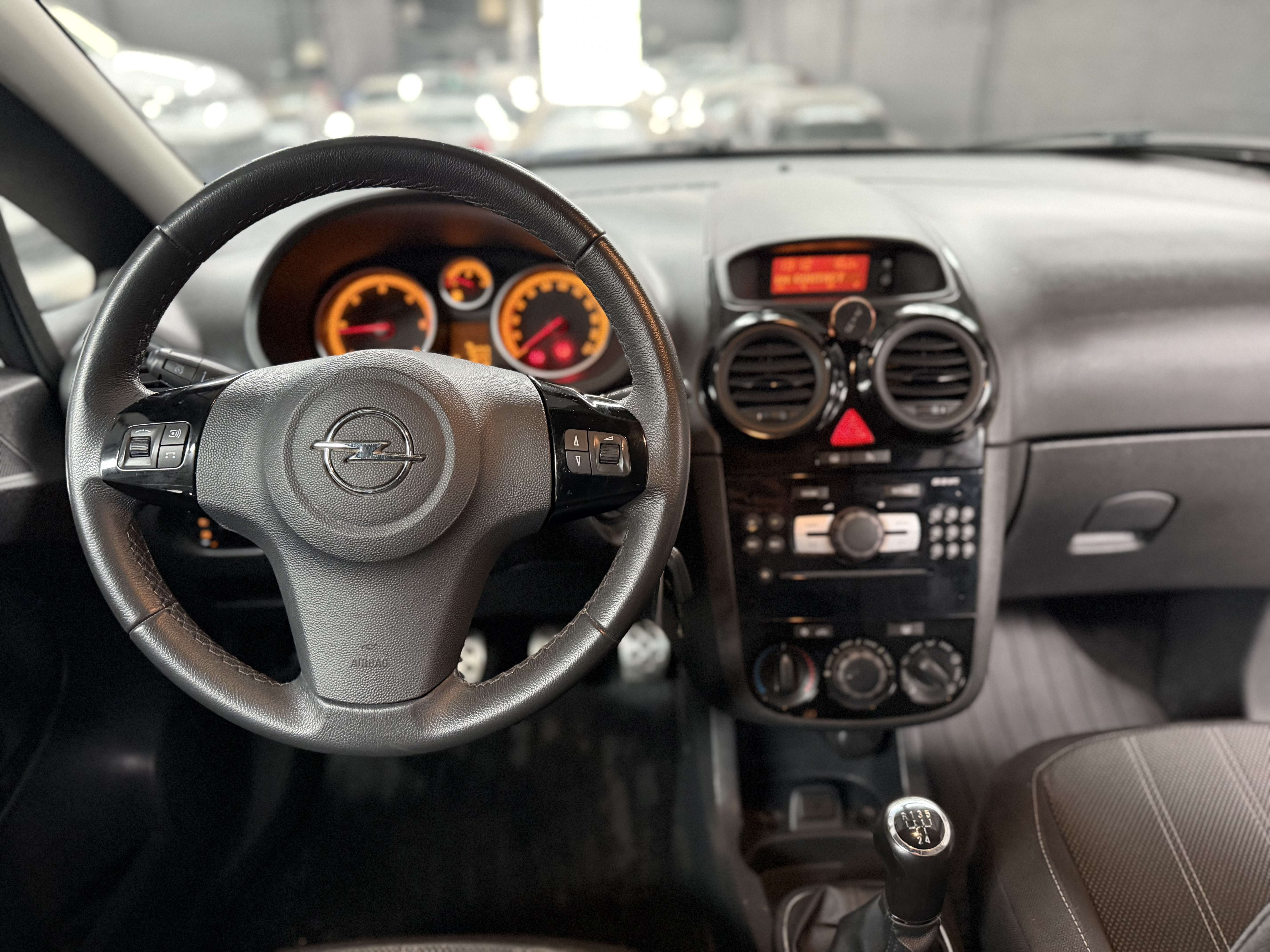 Opel Corsa 1.3 CDTi * OPC LINE * CLIM * CAPTEUR AR * VOLANT M