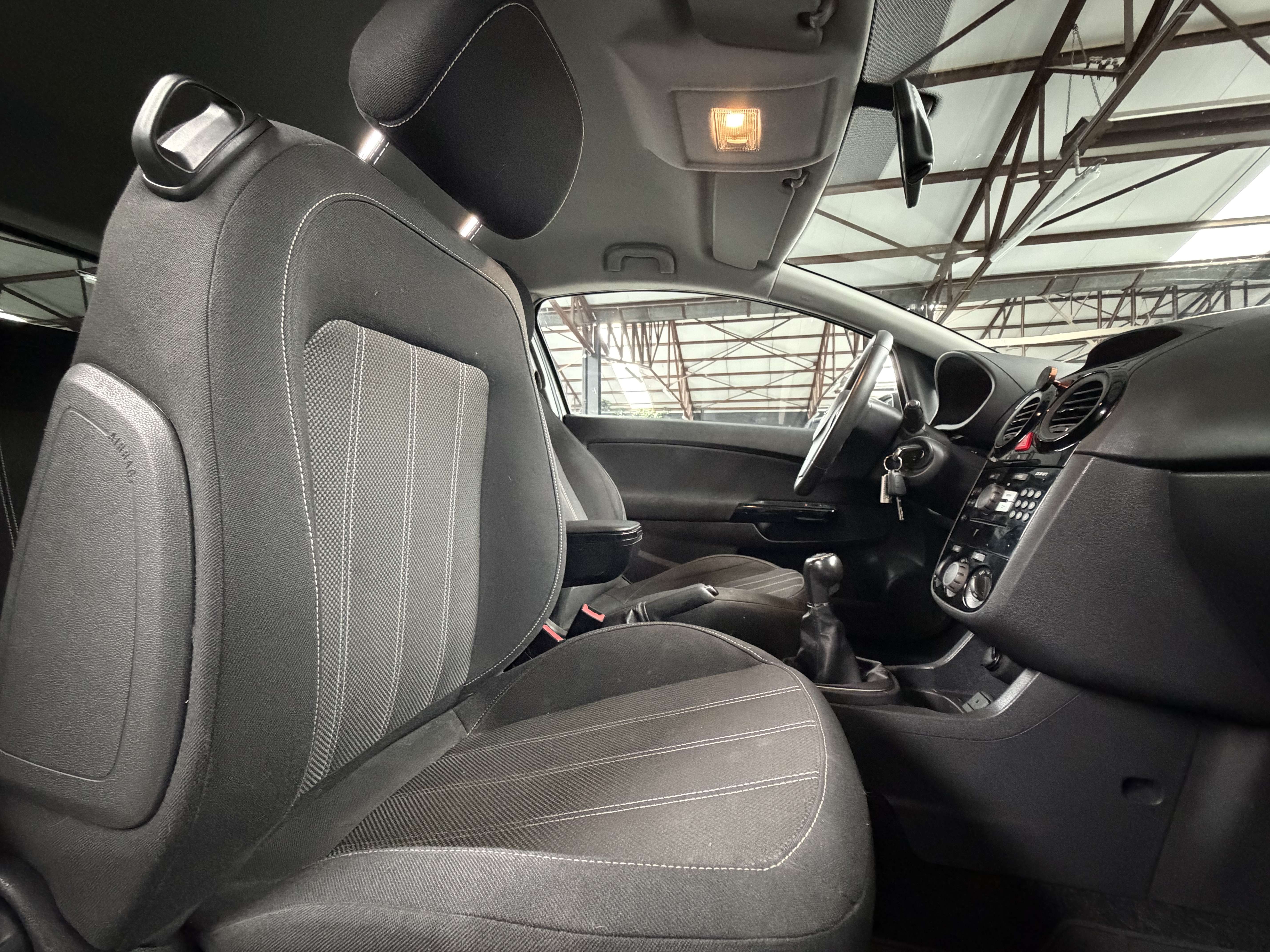 Opel Corsa 1.3 CDTi * OPC LINE * CLIM * CAPTEUR AR * VOLANT M