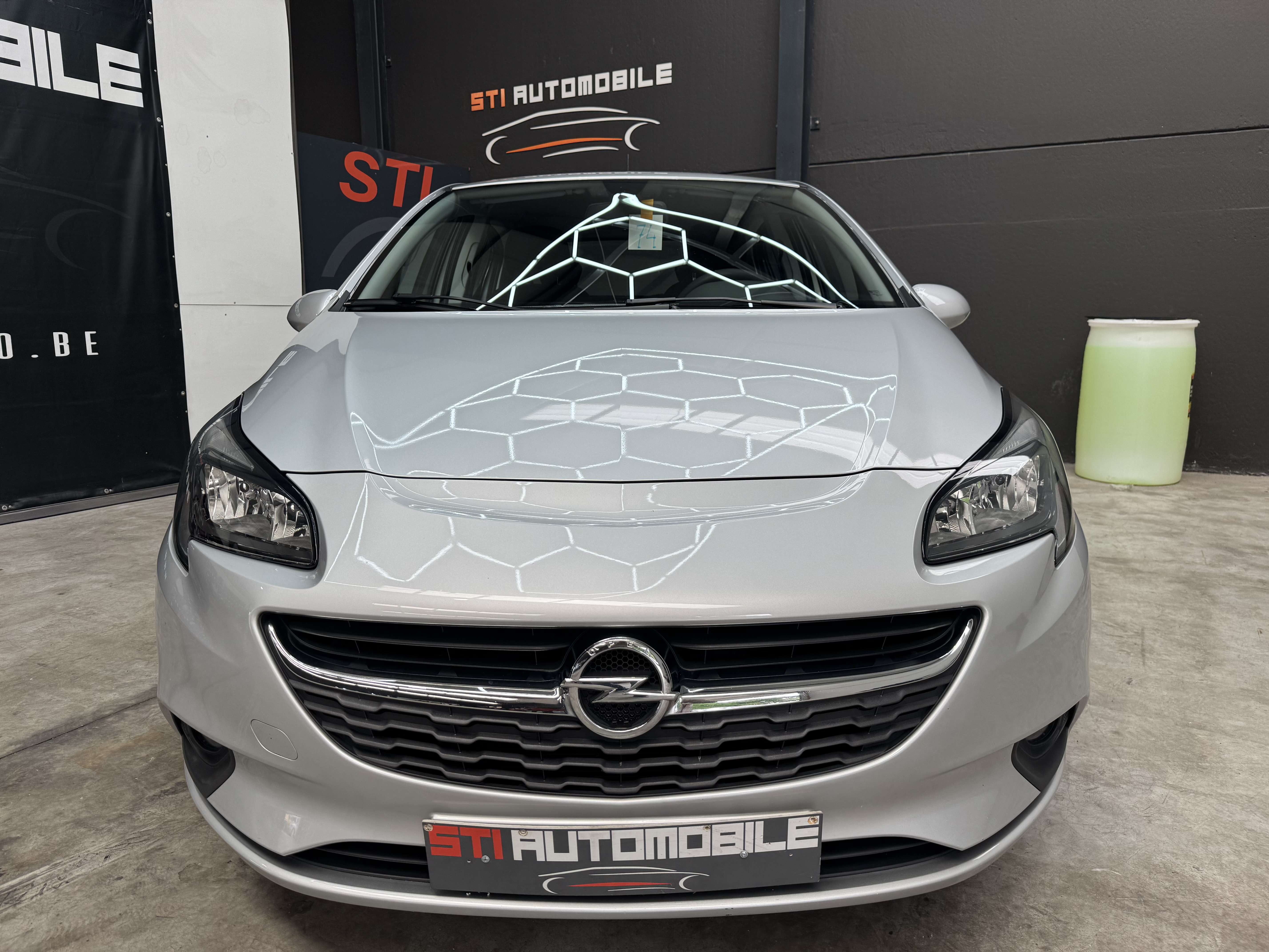 Opel Corsa ** GARANTIE 12 MOIS **