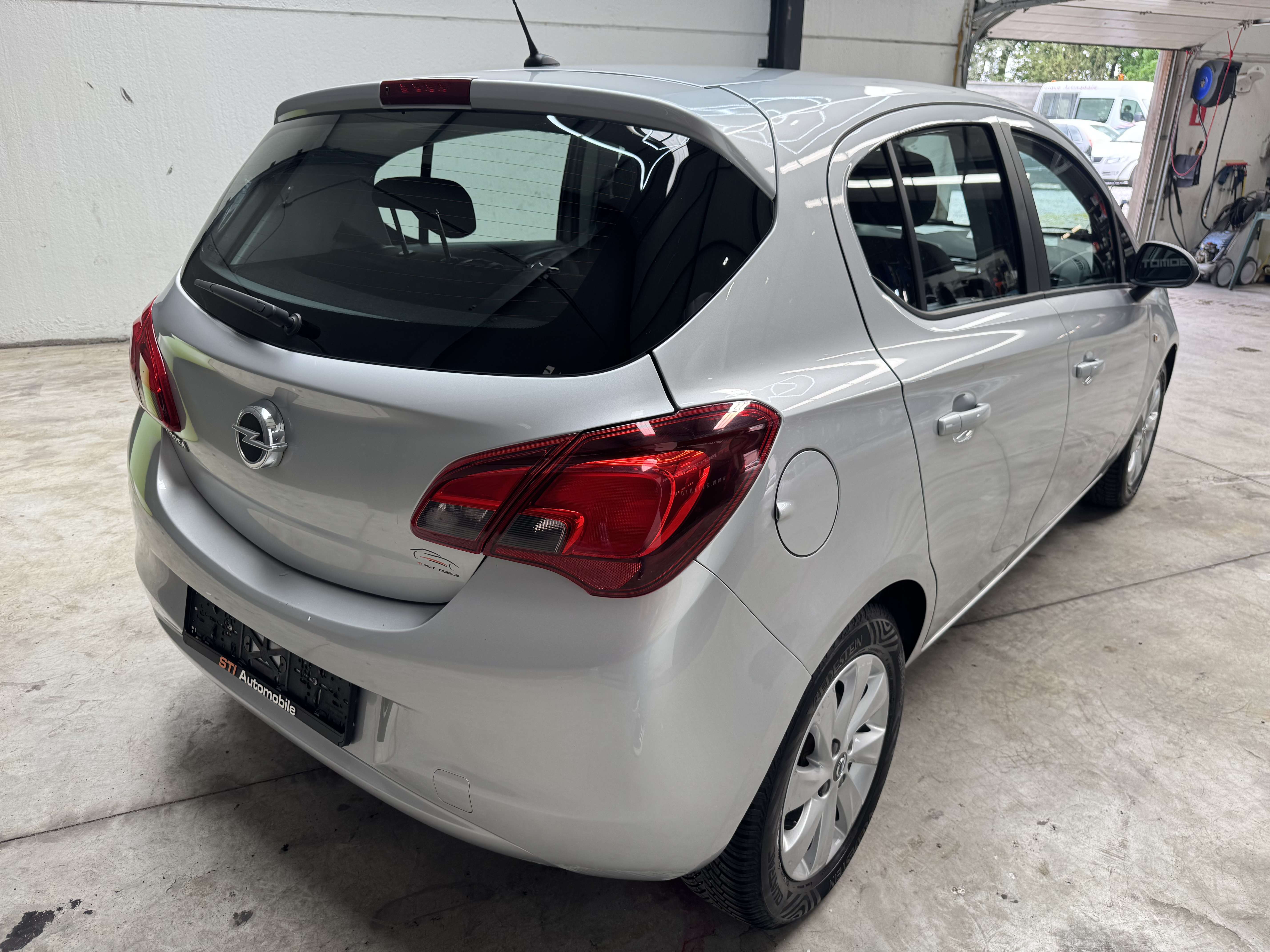 Opel Corsa ** GARANTIE 12 MOIS **