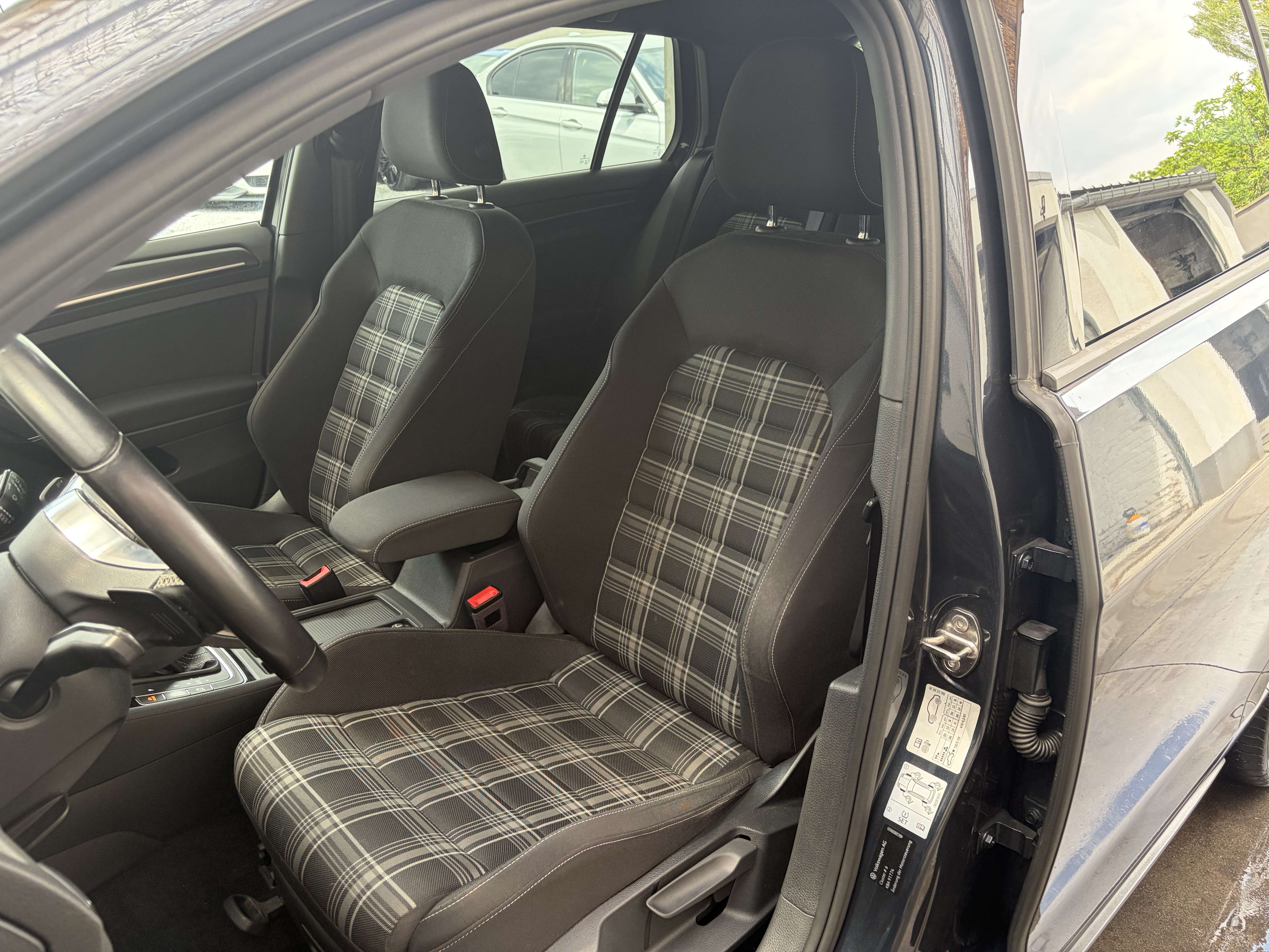 Volkswagen Golf GTD Golf VII GTD DSG