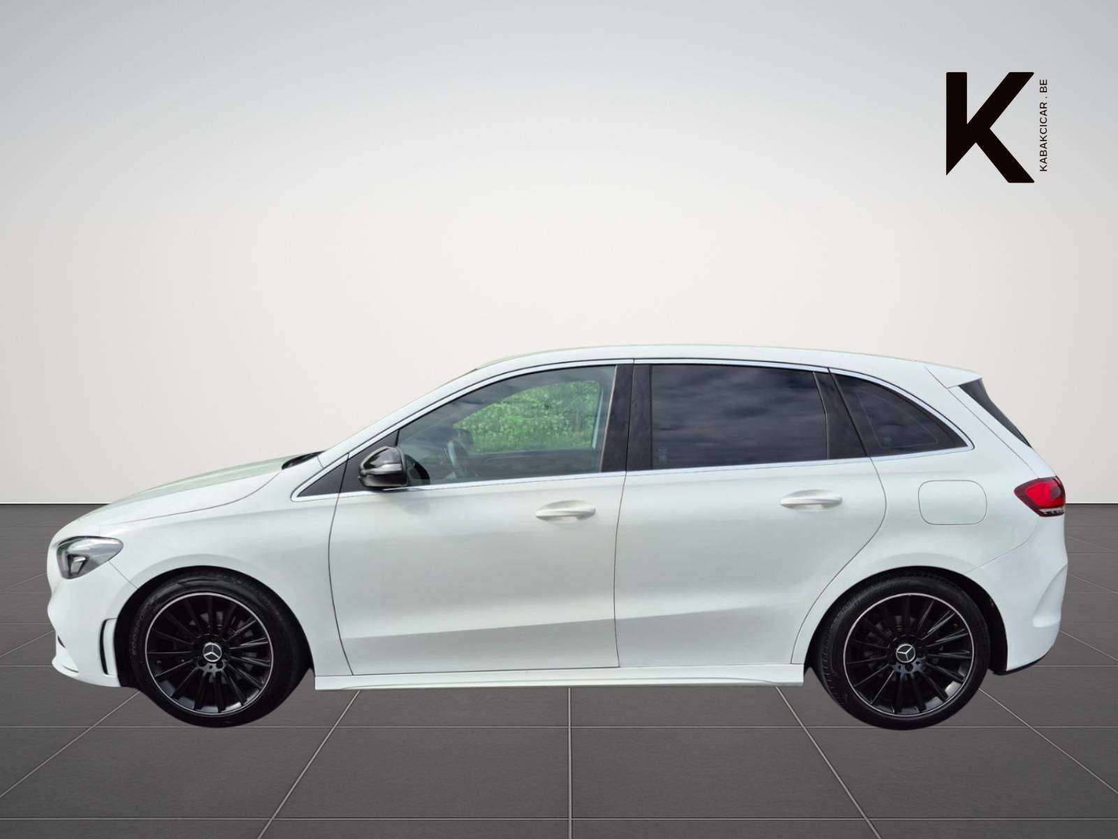 Mercedes-Benz B 180 AMG Line - Fiabilité reconnue - Garantie 12 Mois - TVA récupérable - Zone LEZ Ok