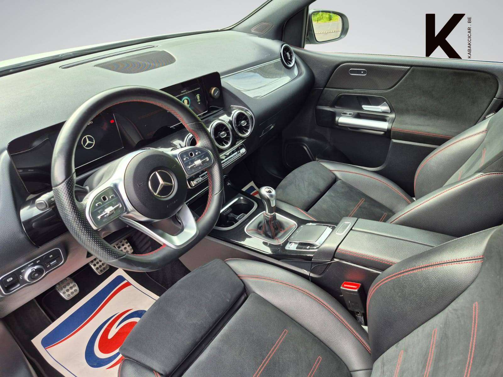 Mercedes-Benz B 180 AMG Line - Fiabilité reconnue - Garantie 12 Mois - TVA récupérable - Zone LEZ Ok