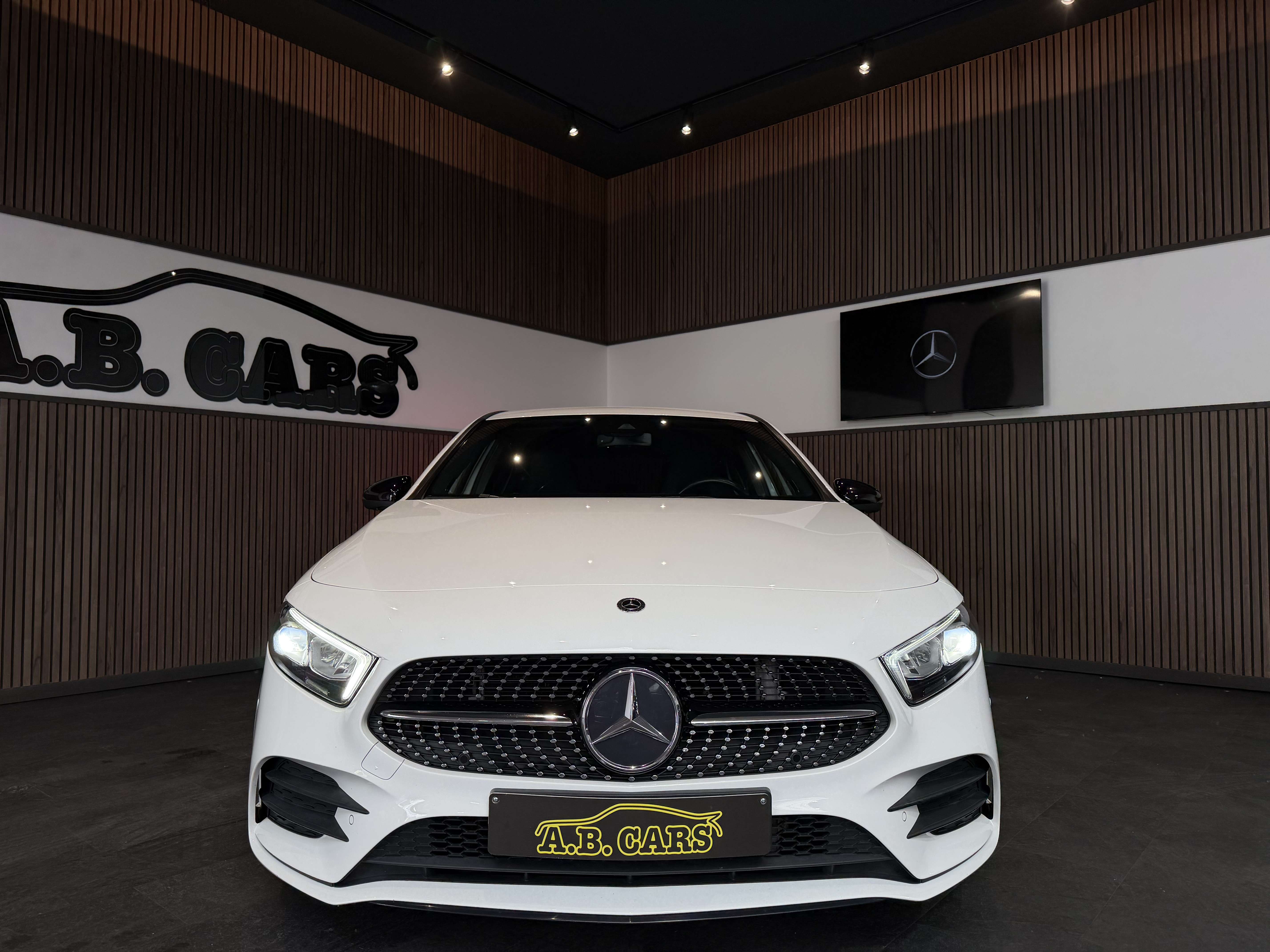 Mercedes-Benz A 220 AMG Line - AUTOMATIQUE - GARANTIE 12MOIS-