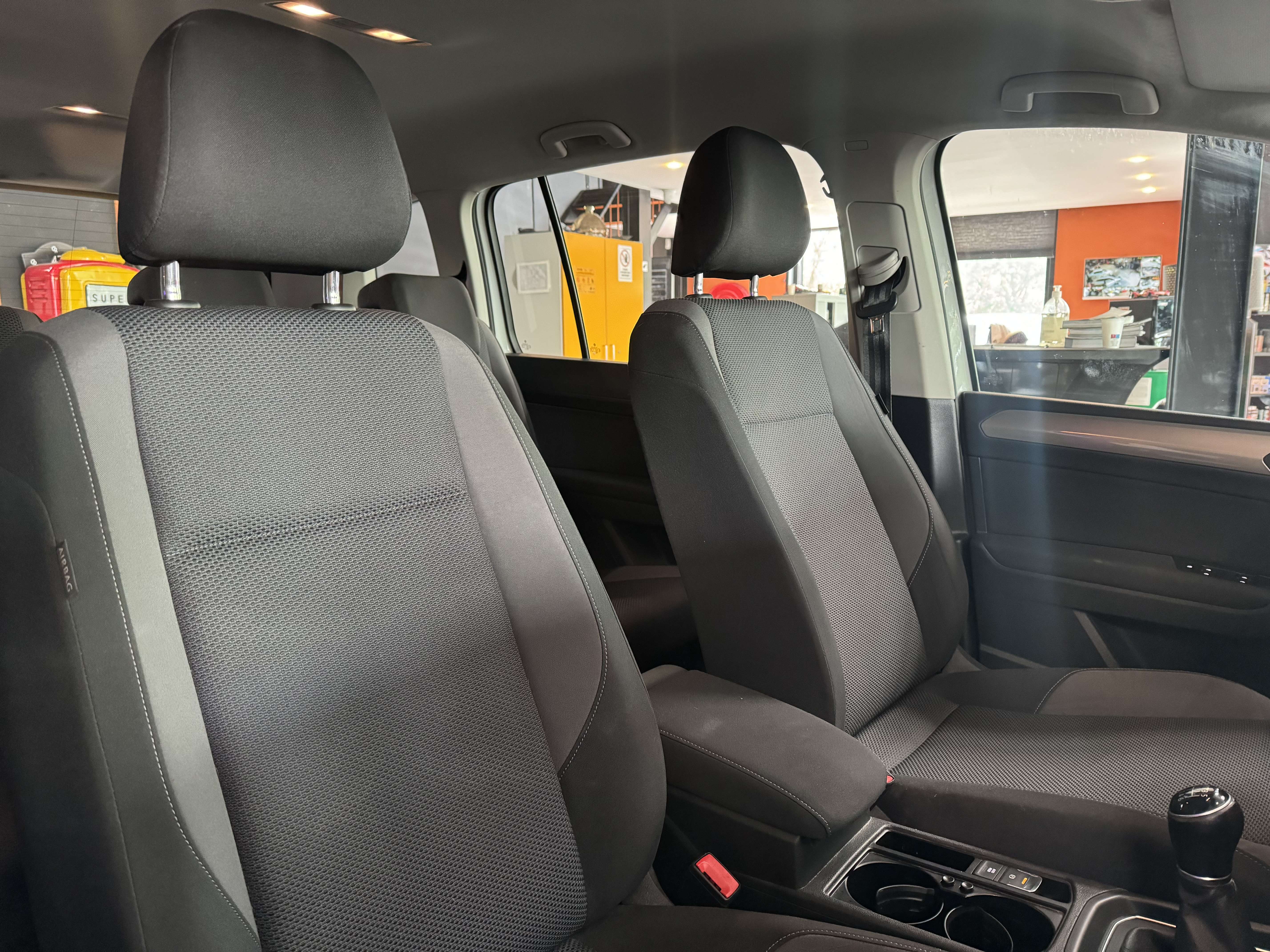 Volkswagen Touran 1.2 - A/C - MEDIA/TEL - NAVI - LIM/REG