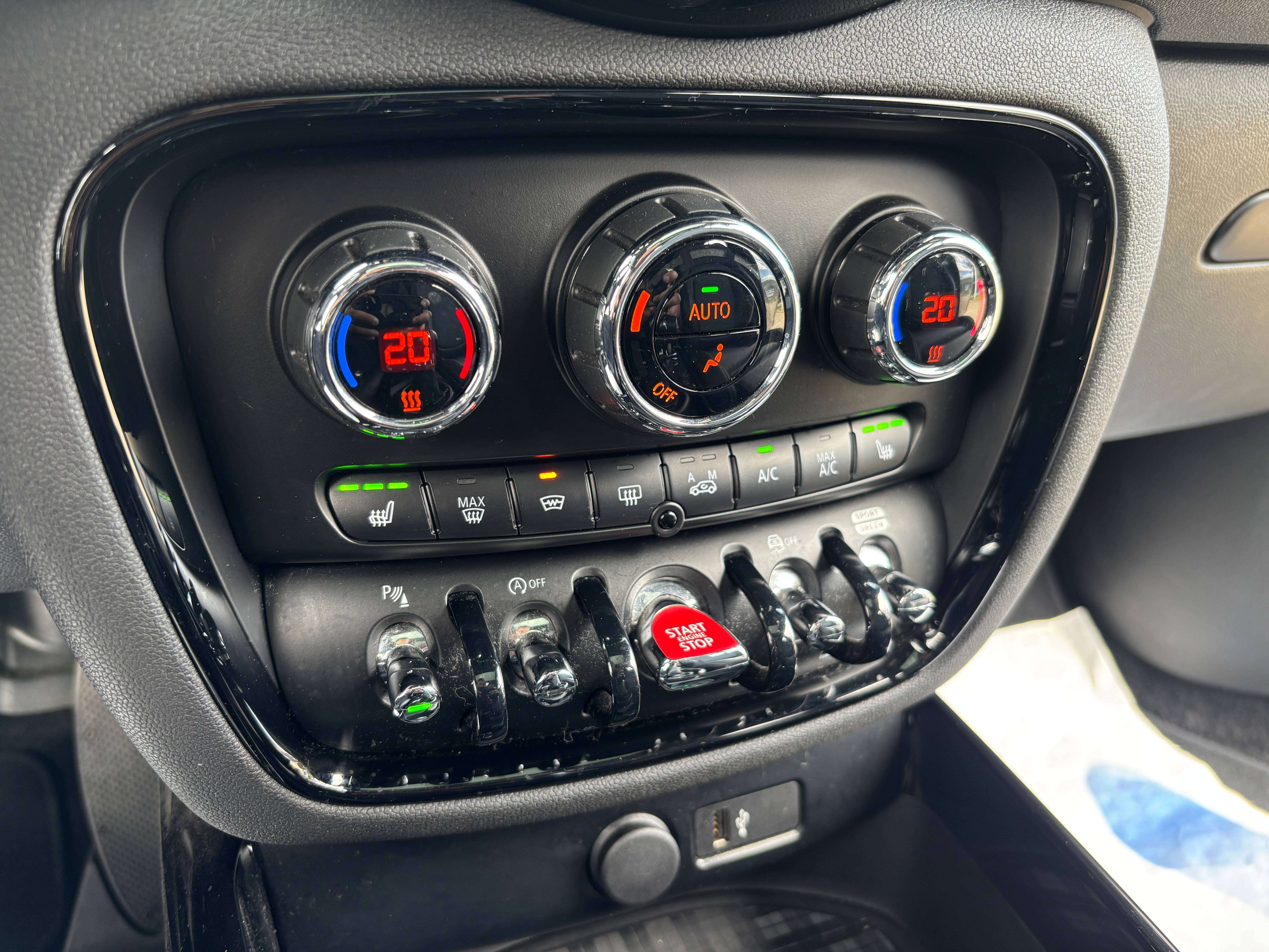 MINI Cooper Clubman 1.5 *CARPLAY*TOIT OUV+PANO*HARMAN/KARDON*LED*GARANTIE*