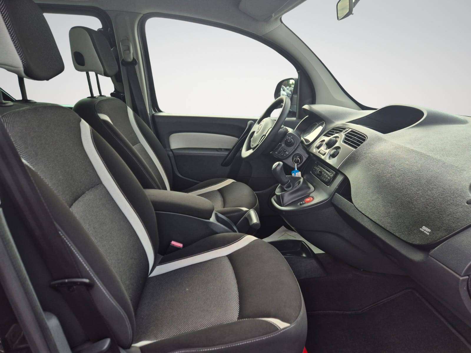 Renault Kangoo 1.6i / 5 Places / USB / MP3 / Garantie 12 Mois