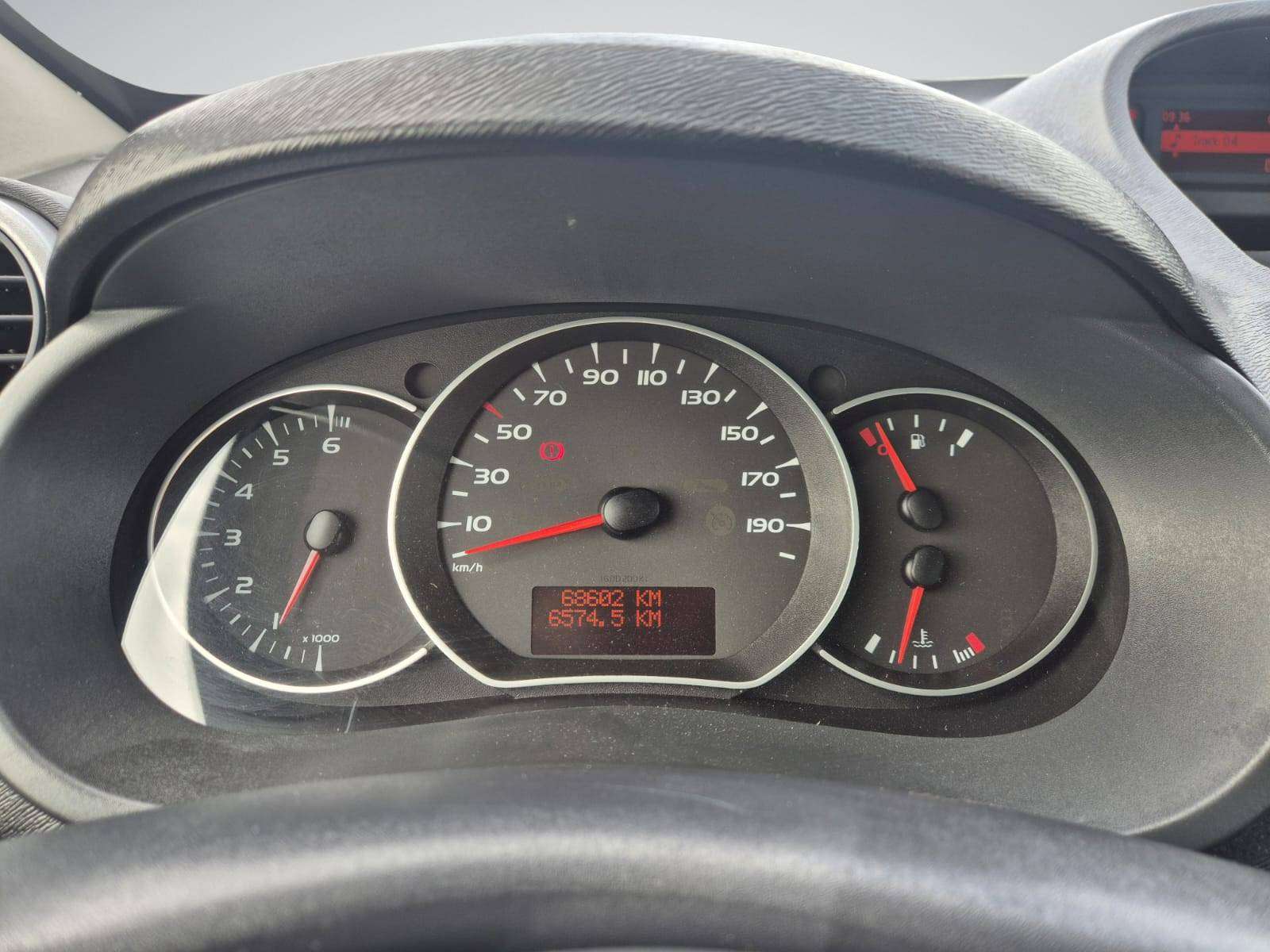 Renault Kangoo 1.6i / 5 Places / USB / MP3 / Garantie 12 Mois