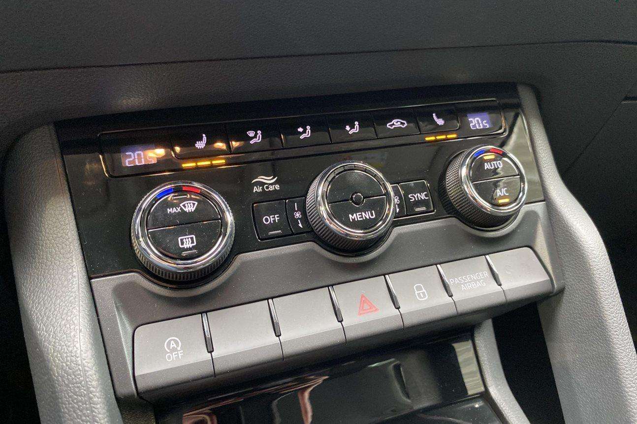 Skoda Karoq Selection 1.5 TSI DSG 150 PK *Navi Détecteurs