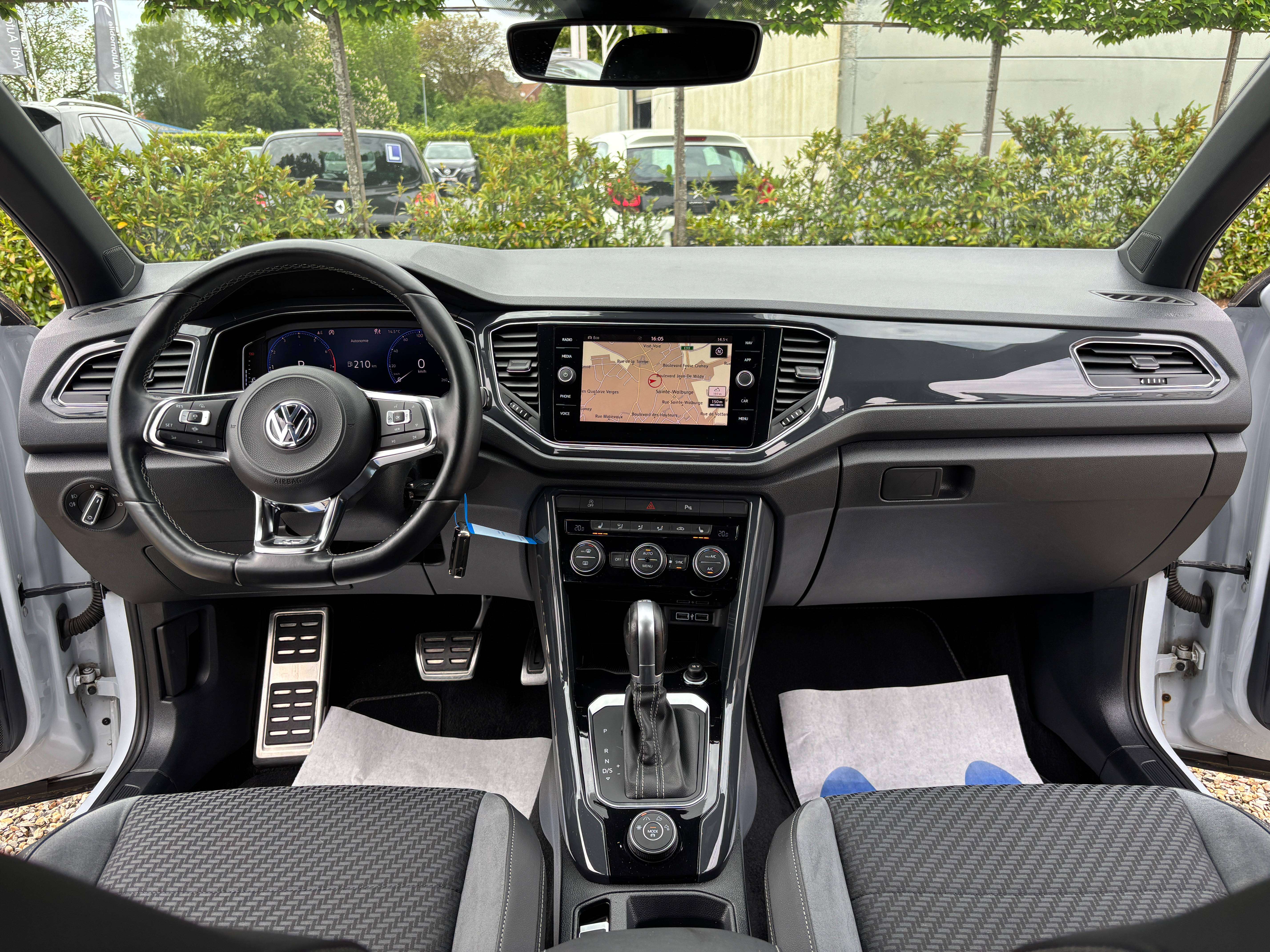 Volkswagen T-Roc 2.0 TSI 4Motion DSG *R Line*CARPLAY*1ER PROPRIO*GARANTIE*