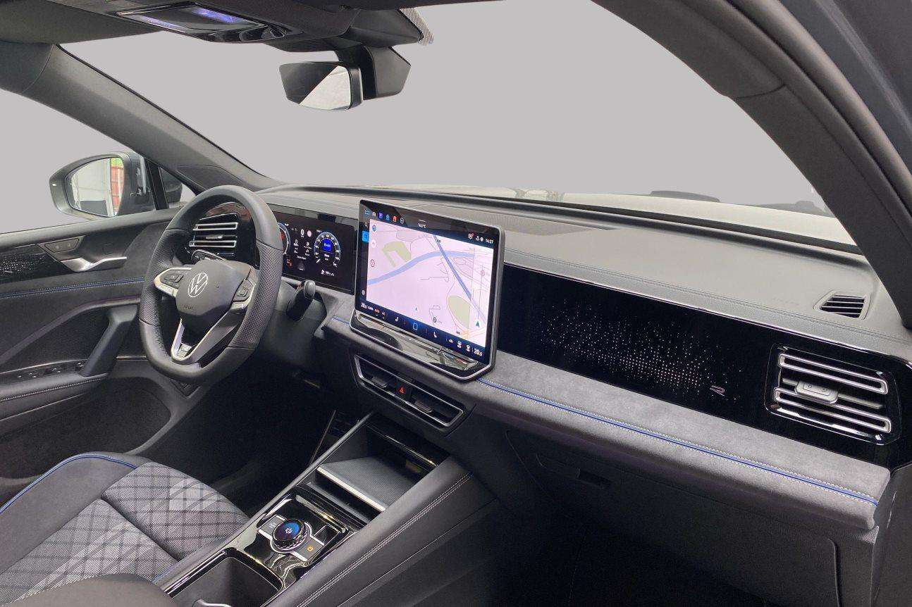 Volkswagen Tiguan R-Line 2.0 TDI 150 PK* Caméra GPS