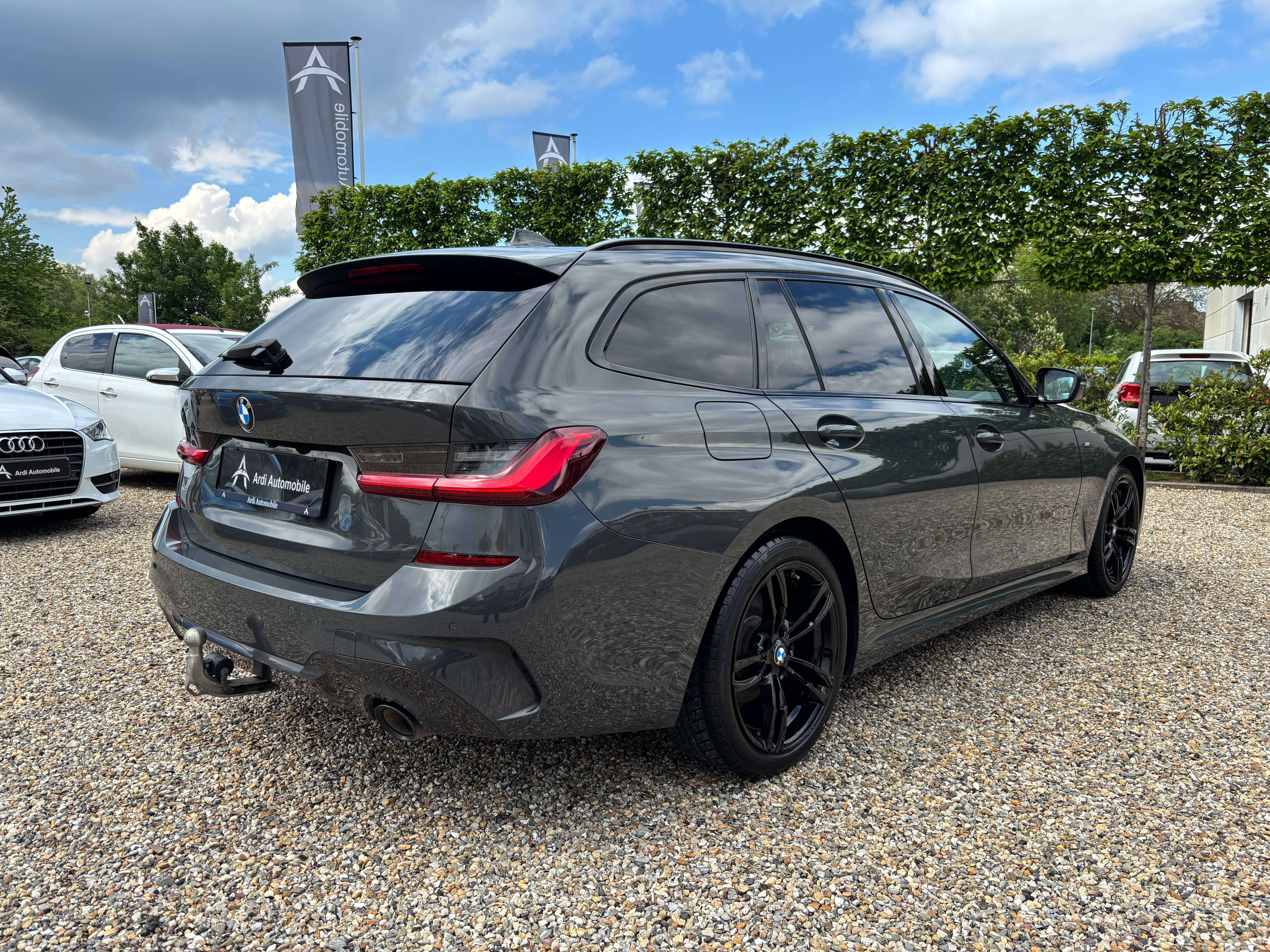 BMW 320 dA Touring *PACK M*CARPLAY*CAMERA*1ER PROPRIO*GARANTIE*
