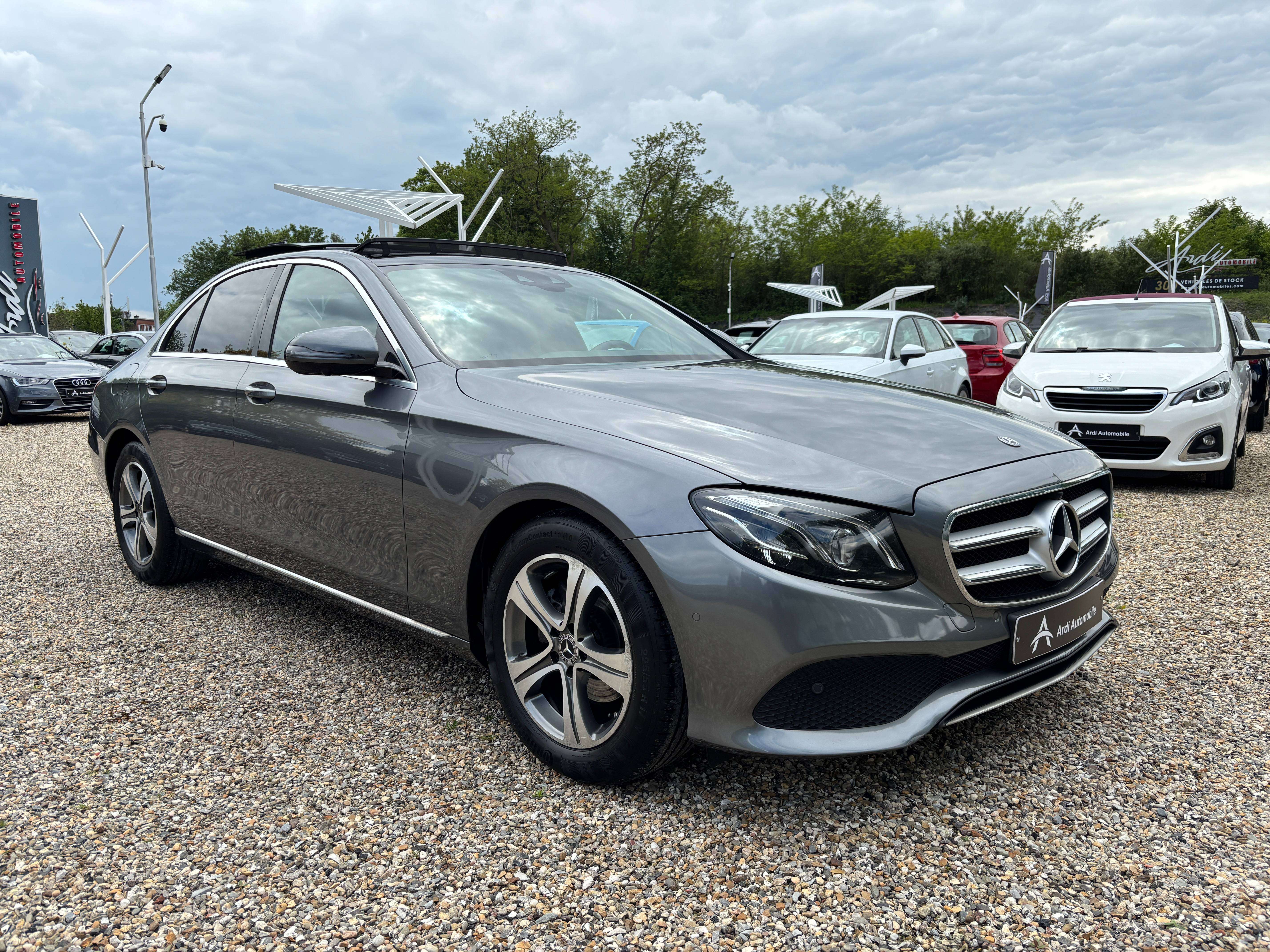 Mercedes-Benz E 200 d *CARPLAY*TOIT OUV+PANO*CAMERA 360*1ER PROPRIO*GARANTIE*