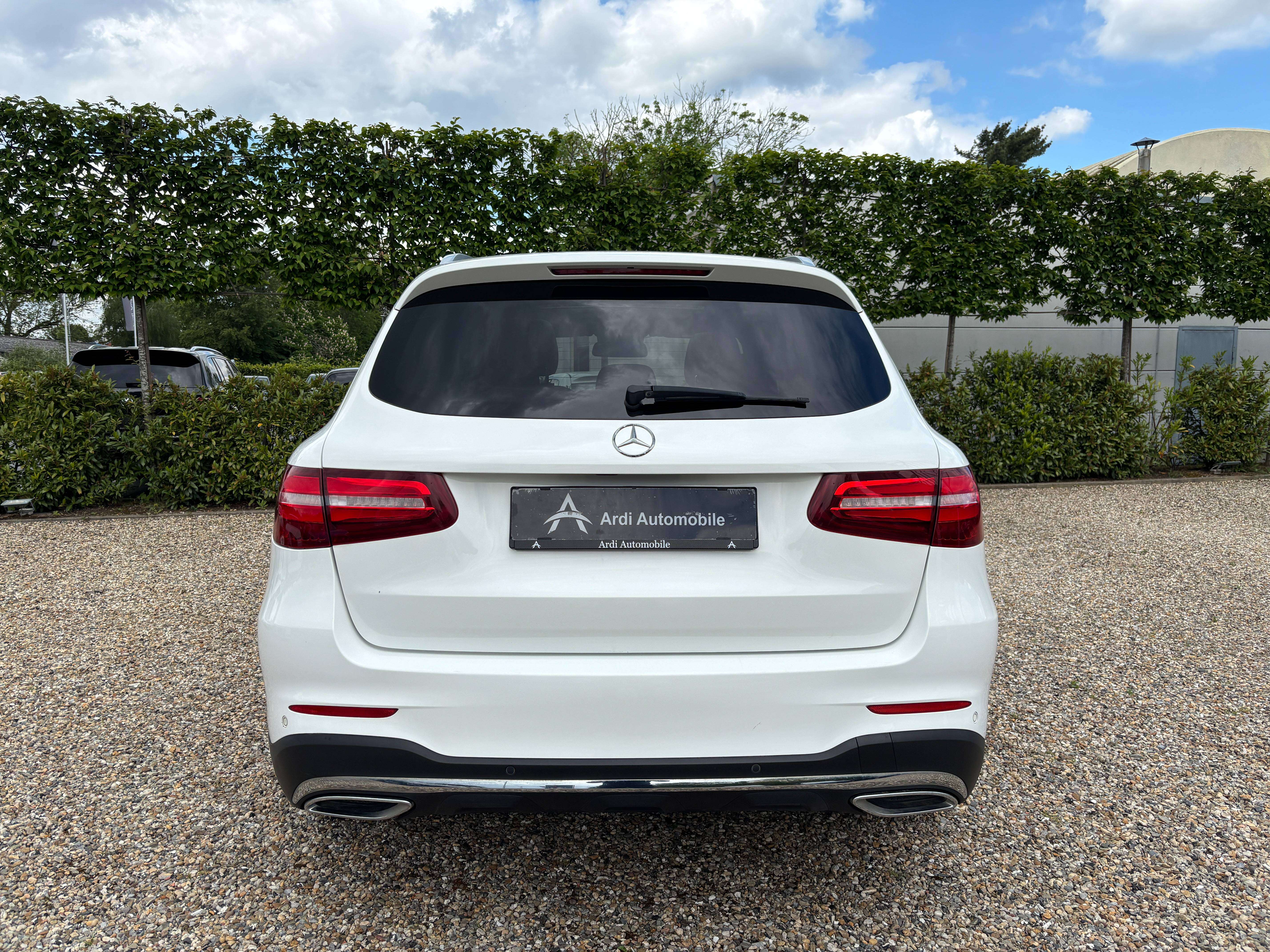 Mercedes-Benz GLC 220 d 4-Matic *PACK AMG*TOIT OUV+PANO*CAMERA*GARANTIE*