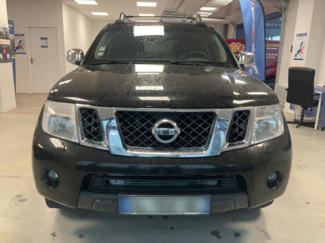 Nissan Navara 3.0 V6 dCi 231 Euro 5 Double Cab