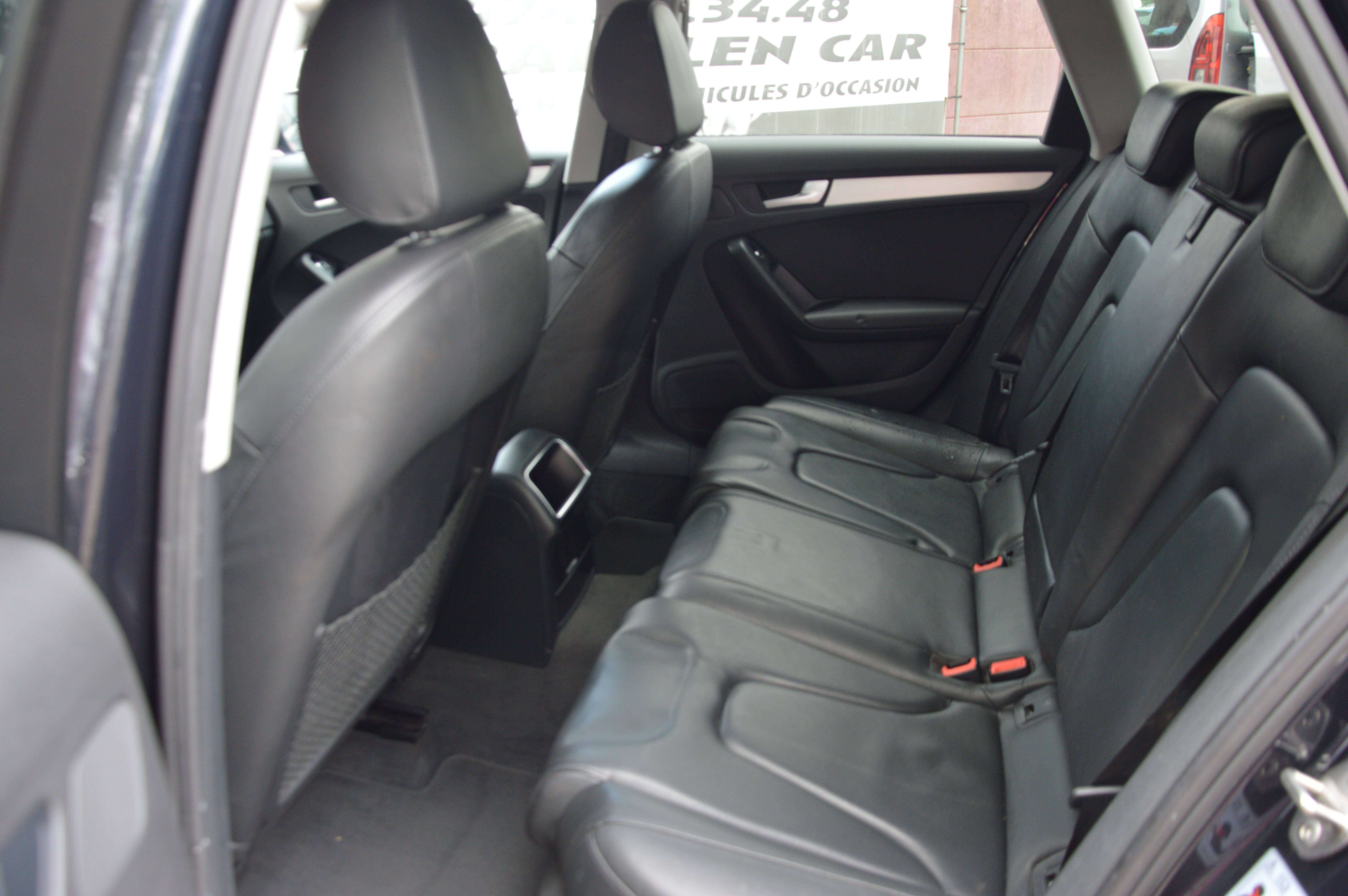 Audi A4 2.0 Tdi NAV SENS AV/AR CLIM CRUIS 170.866KM