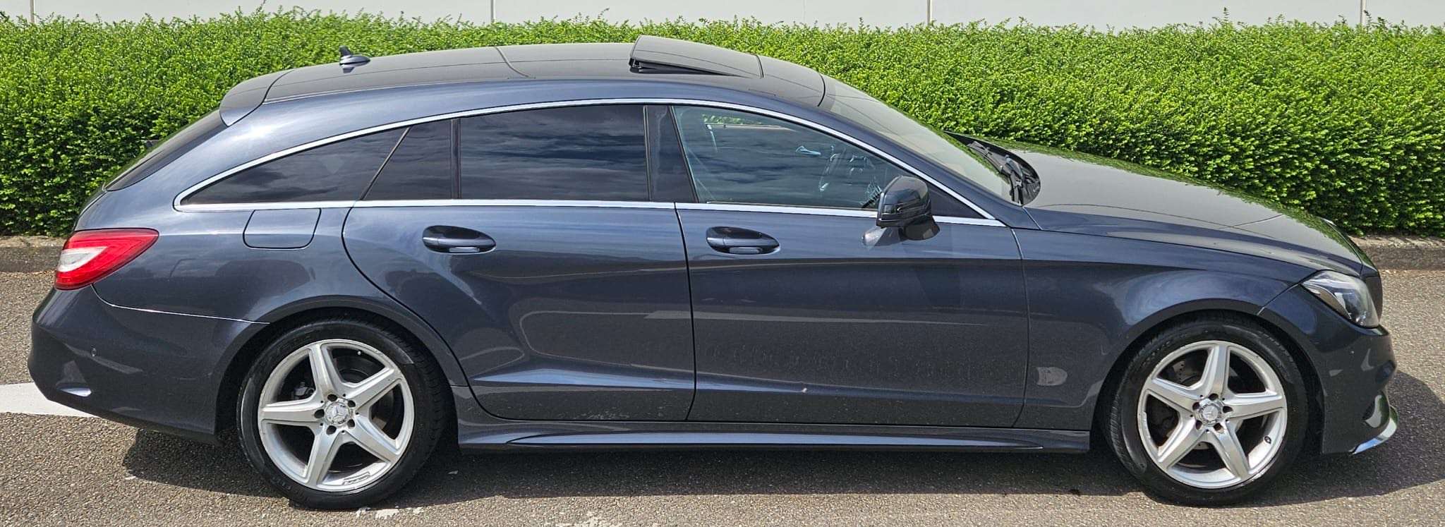 Mercedes-Benz CLS 220 *** AMG - Facelift - Full - Camera 360° - Carpass ***
