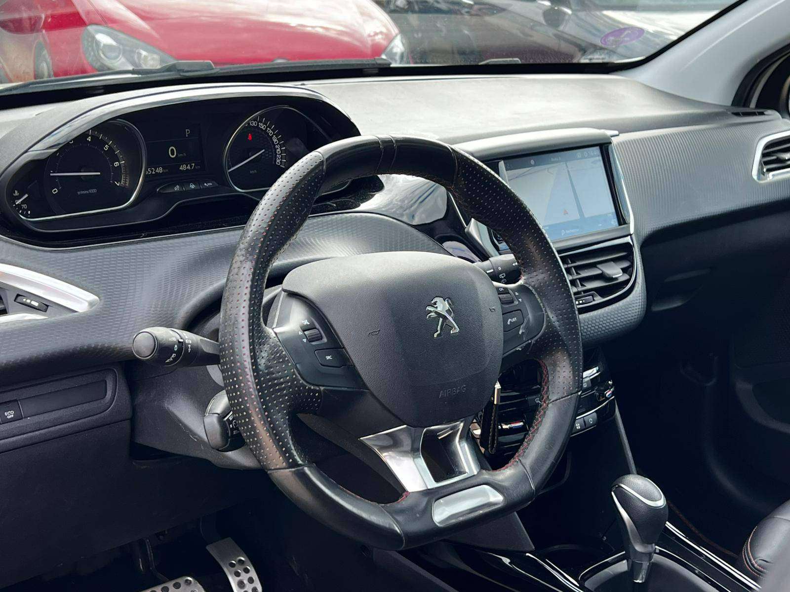 Peugeot 2008 1.2 GT LINE AUTO CAMERA PANO CARNET PEUGEOT COMPLET