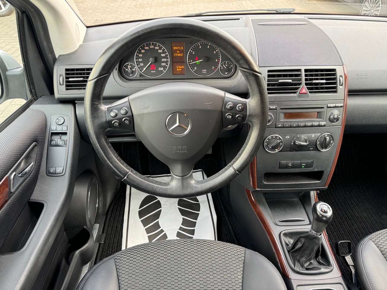 Mercedes-Benz A 160 BlueEFFICIENCY Avantgarde ** 1 JAAR GARANTIE ** !!