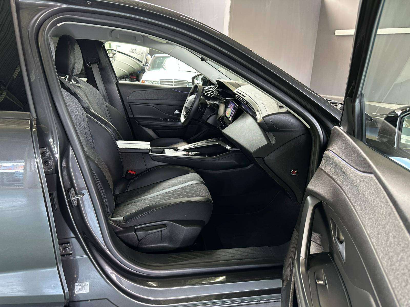 Peugeot 408 408 1.2 PureTech Allure Pack S