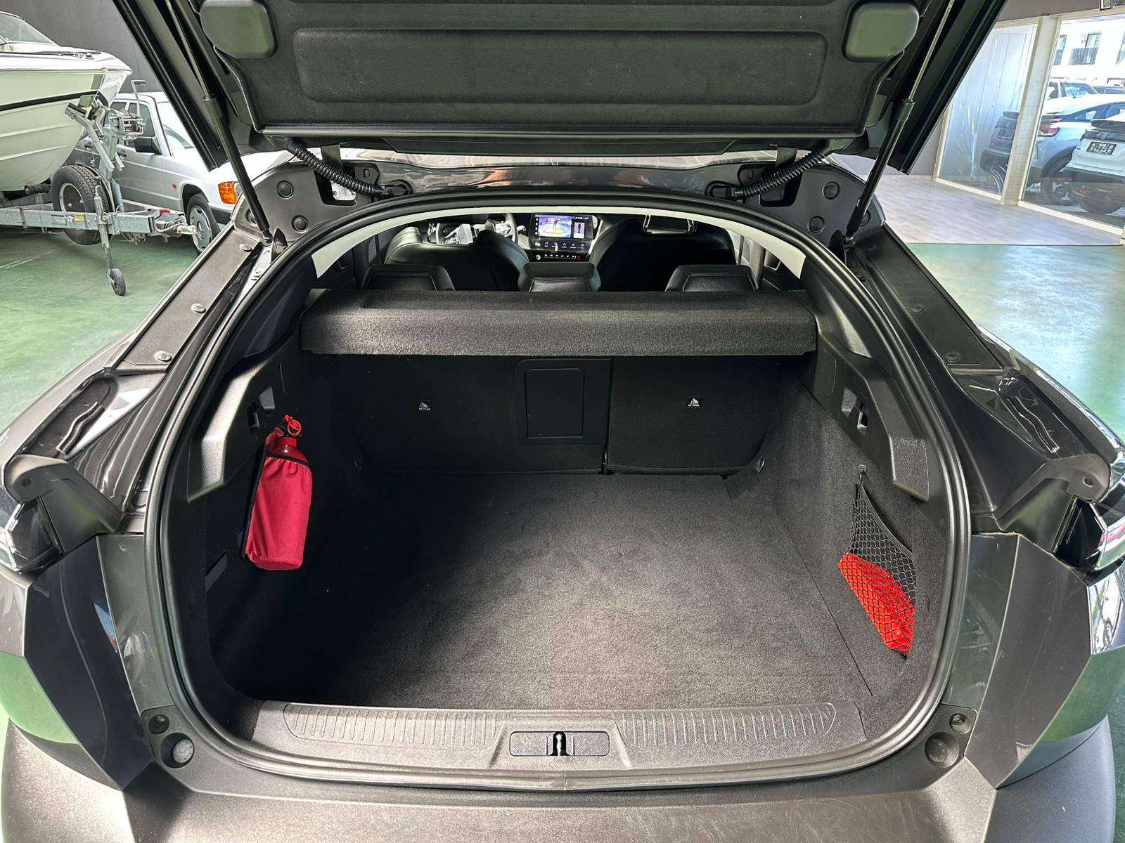 Peugeot 408 408 1.2 PureTech Allure Pack S