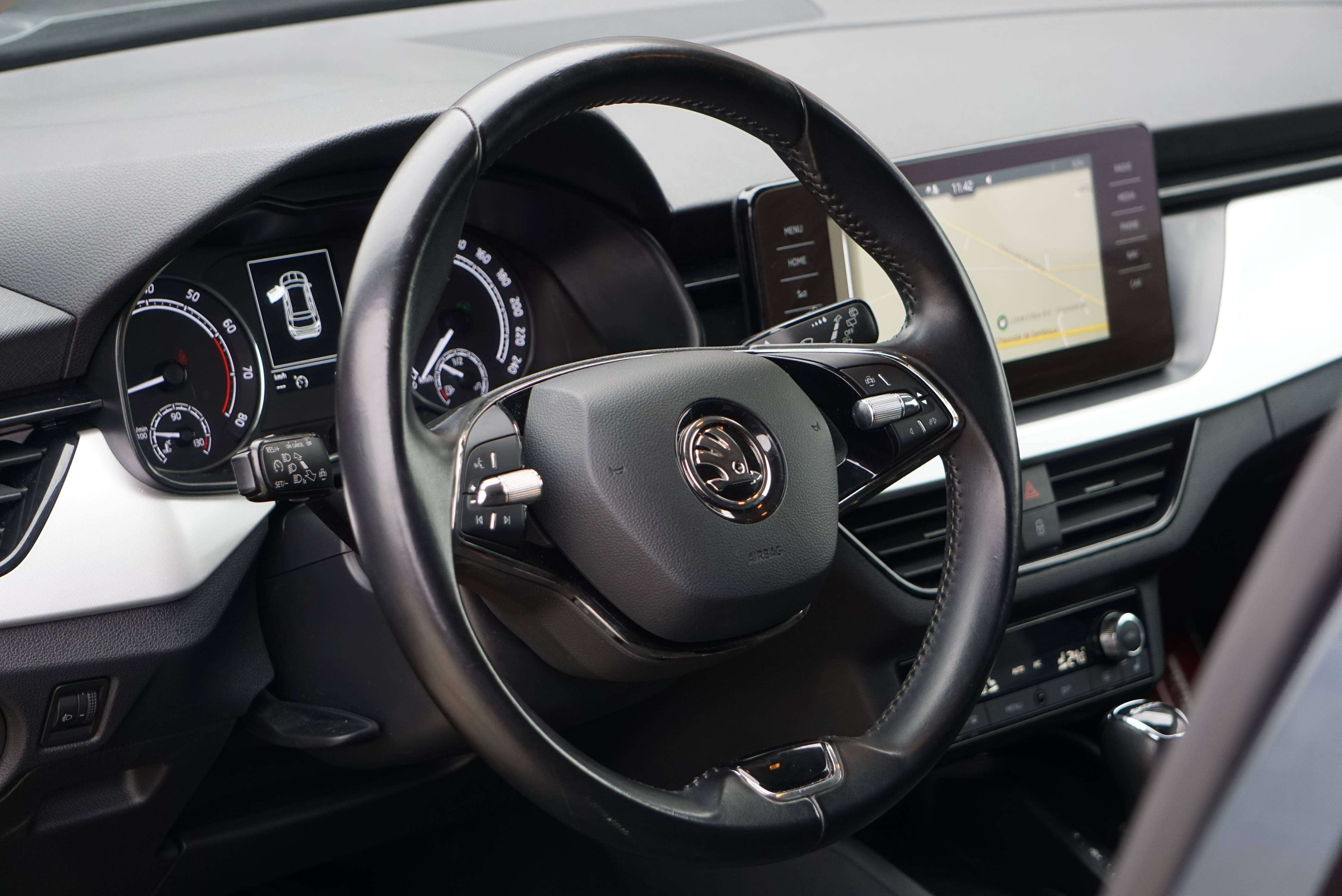Skoda Kamiq Kamiq 1.0 TSI Ambition DSG -NAVI-CARPLAY- GARANTI