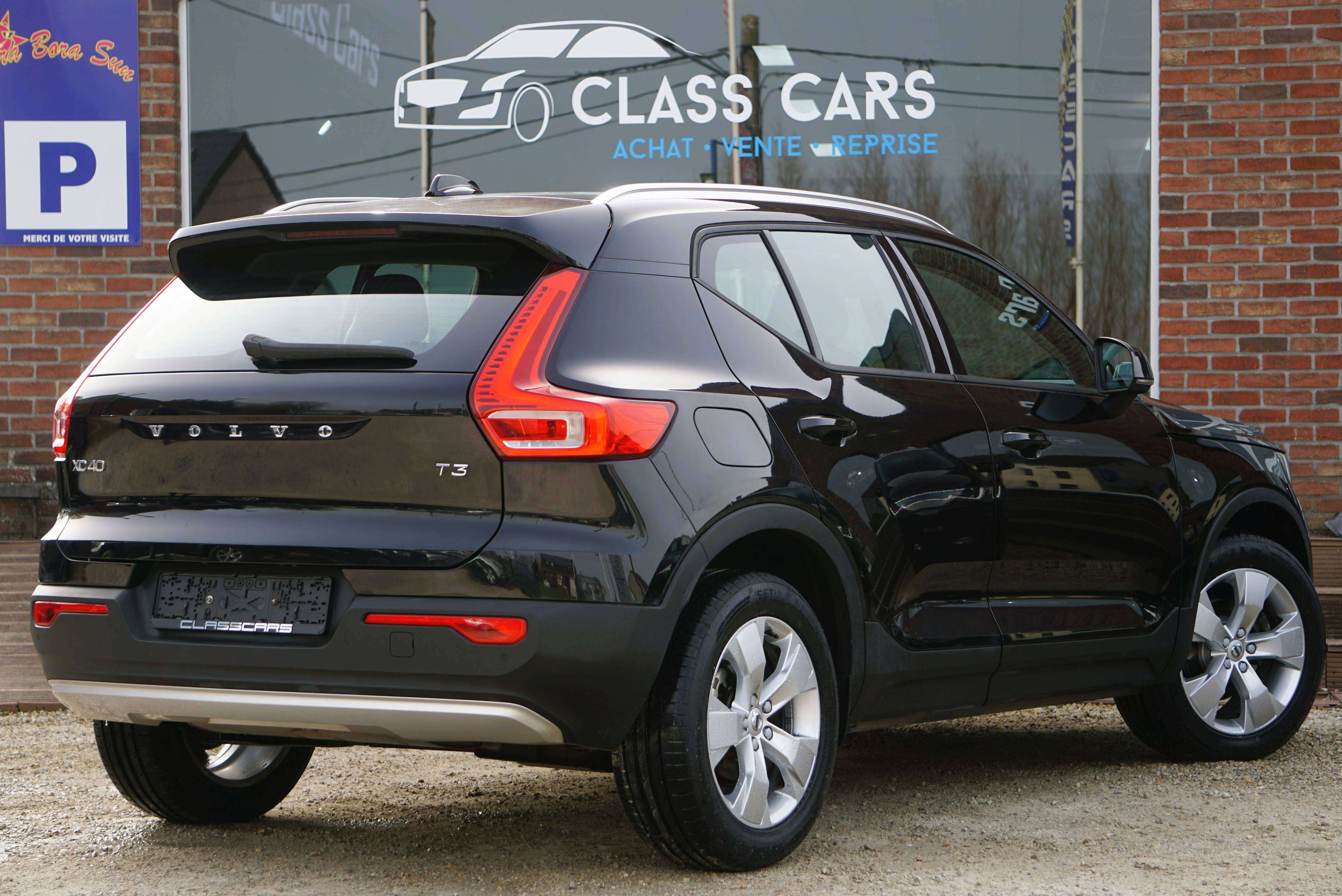 Volvo XC40 1.5 T3 Momentum Pro -CUIR-CARPLAY-NAVI-CAMERA-EU6d