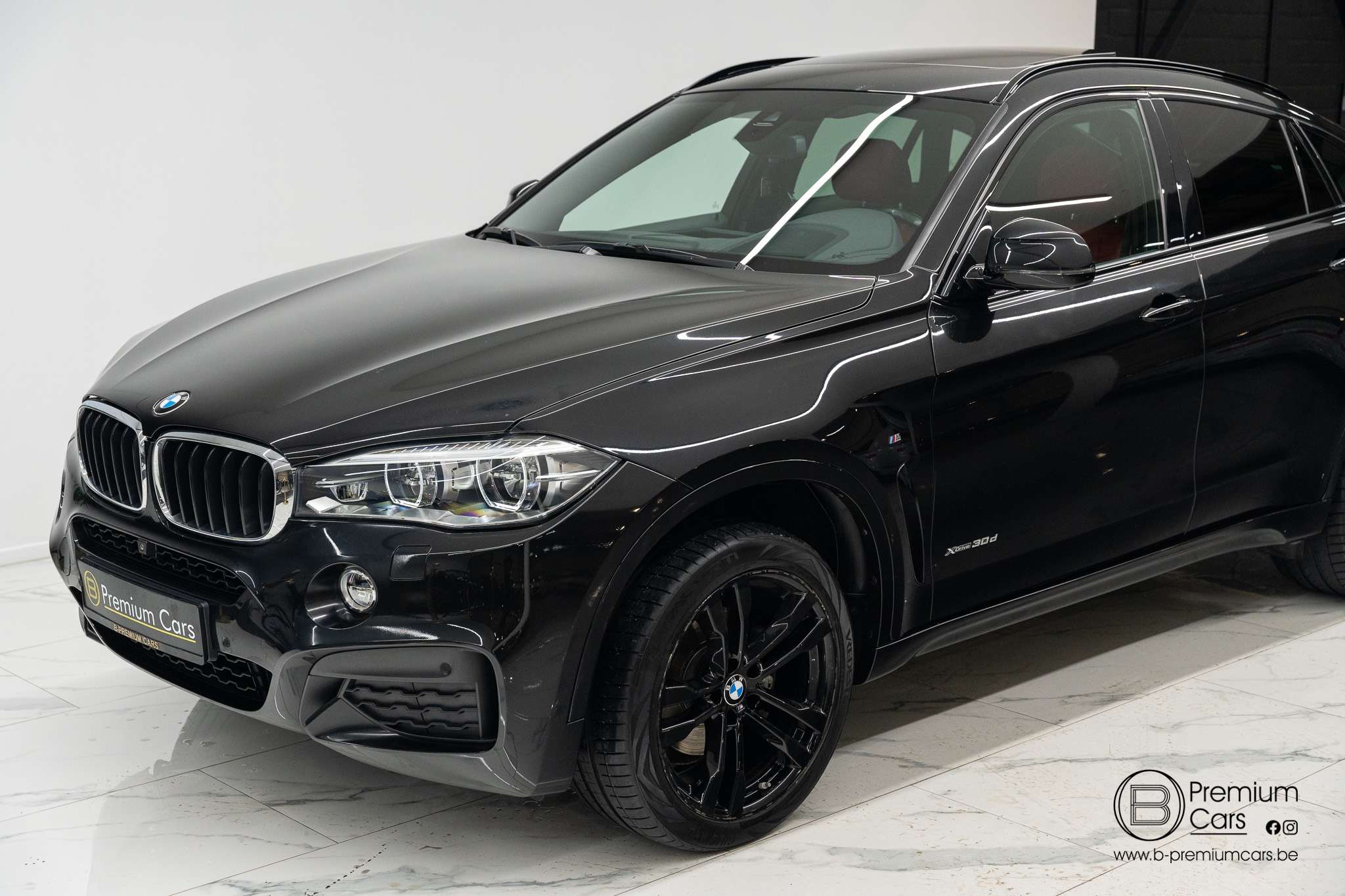 BMW X6 30d xDrive M-Pack Individual! TV! Mega Full options!