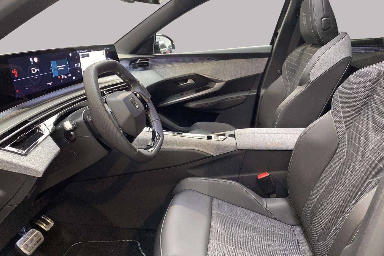 Peugeot 5008 GT - HYBRID - 7 PLACES