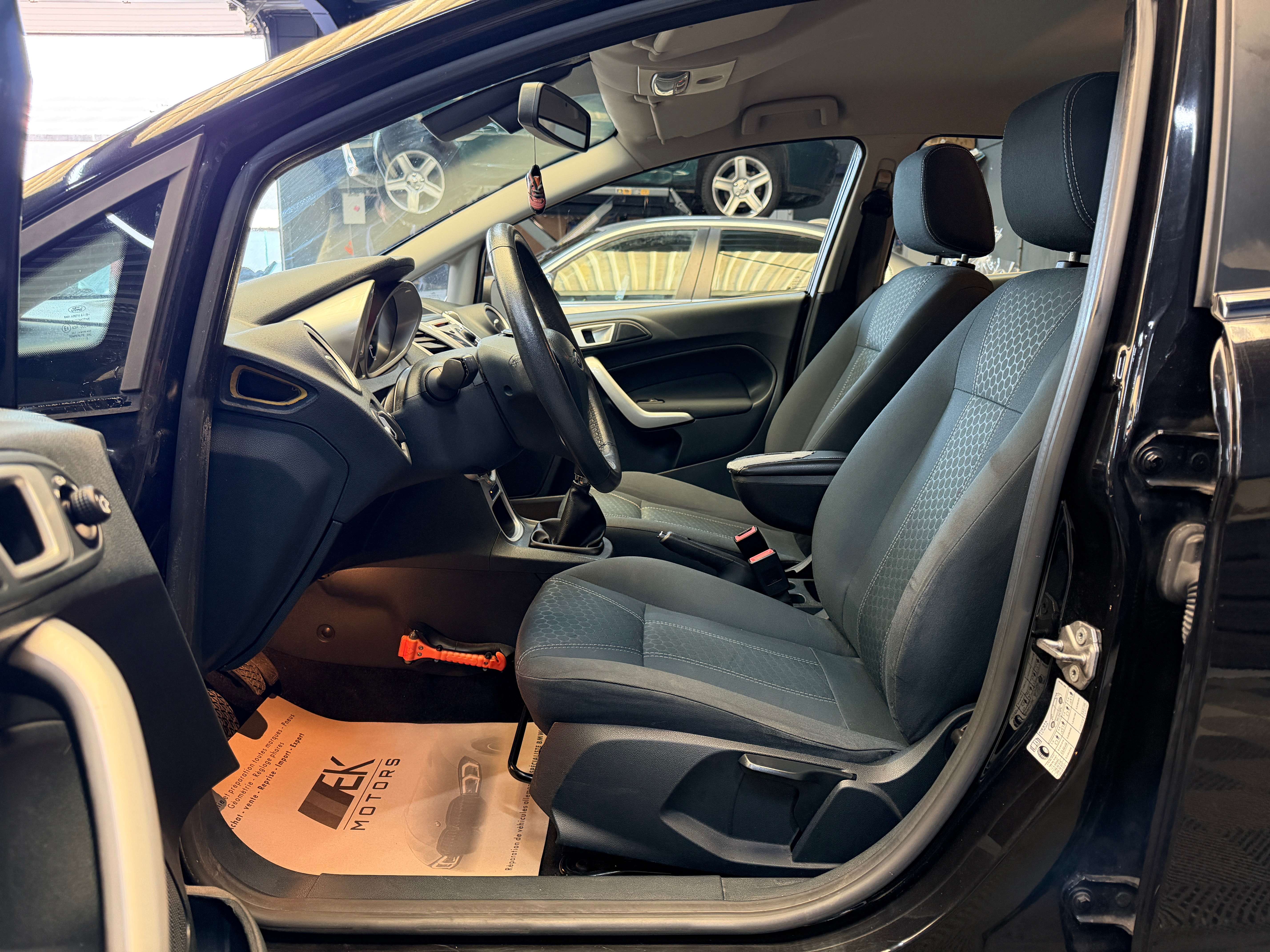 Ford Fiesta °TITANIUM°CLIM DIGITAL°EURO-5°V.MULTI°PROPRE