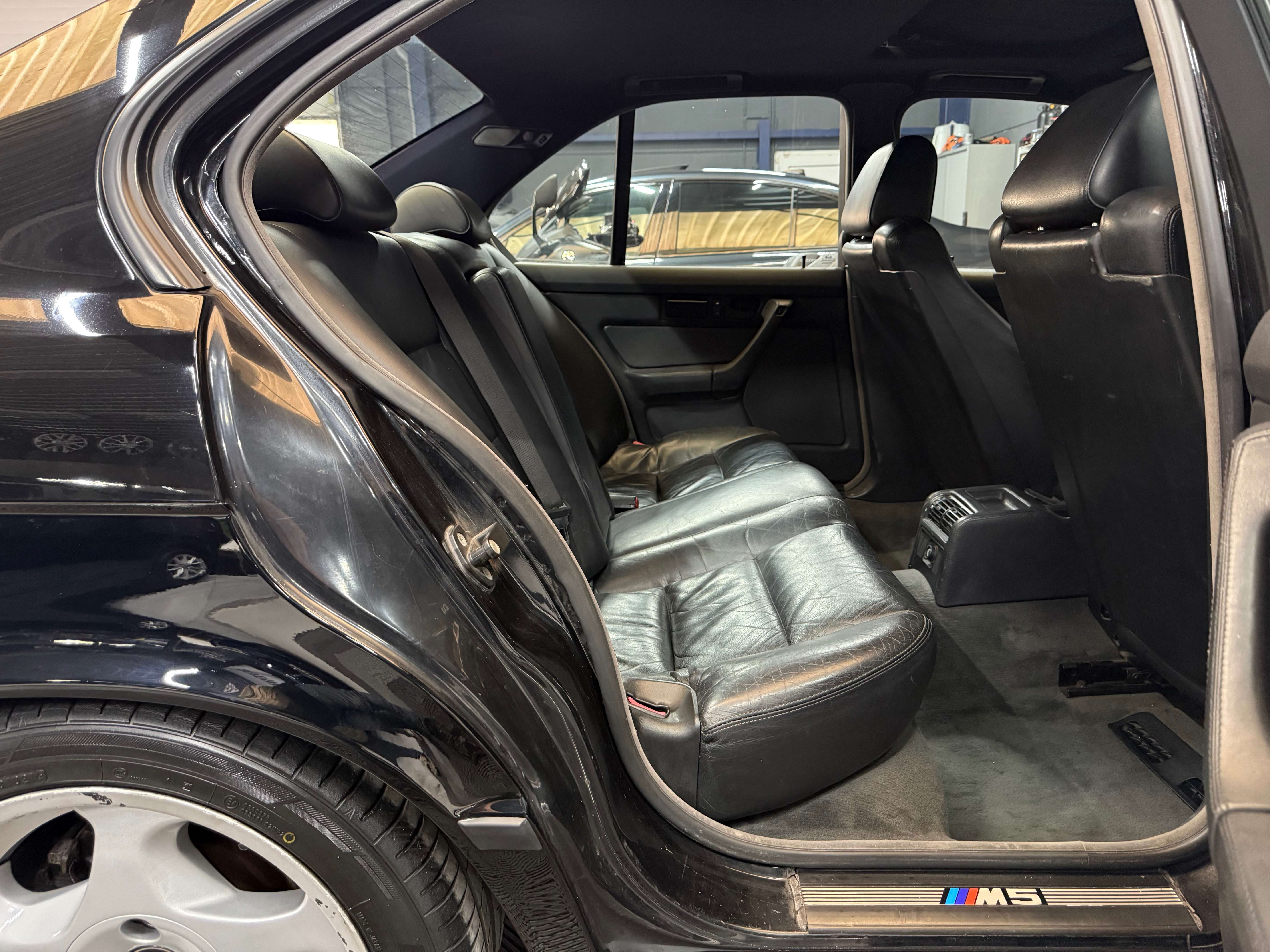 BMW M5 3.8 EDC SUPERSPRINT TOIT OUVRANT