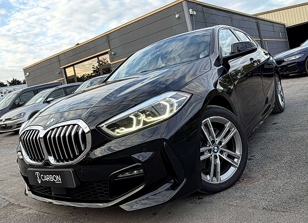 BMW 118 d Pack M Sport Shadow Line/NAVI/FULL LED/CARPLAY/GARANTIE