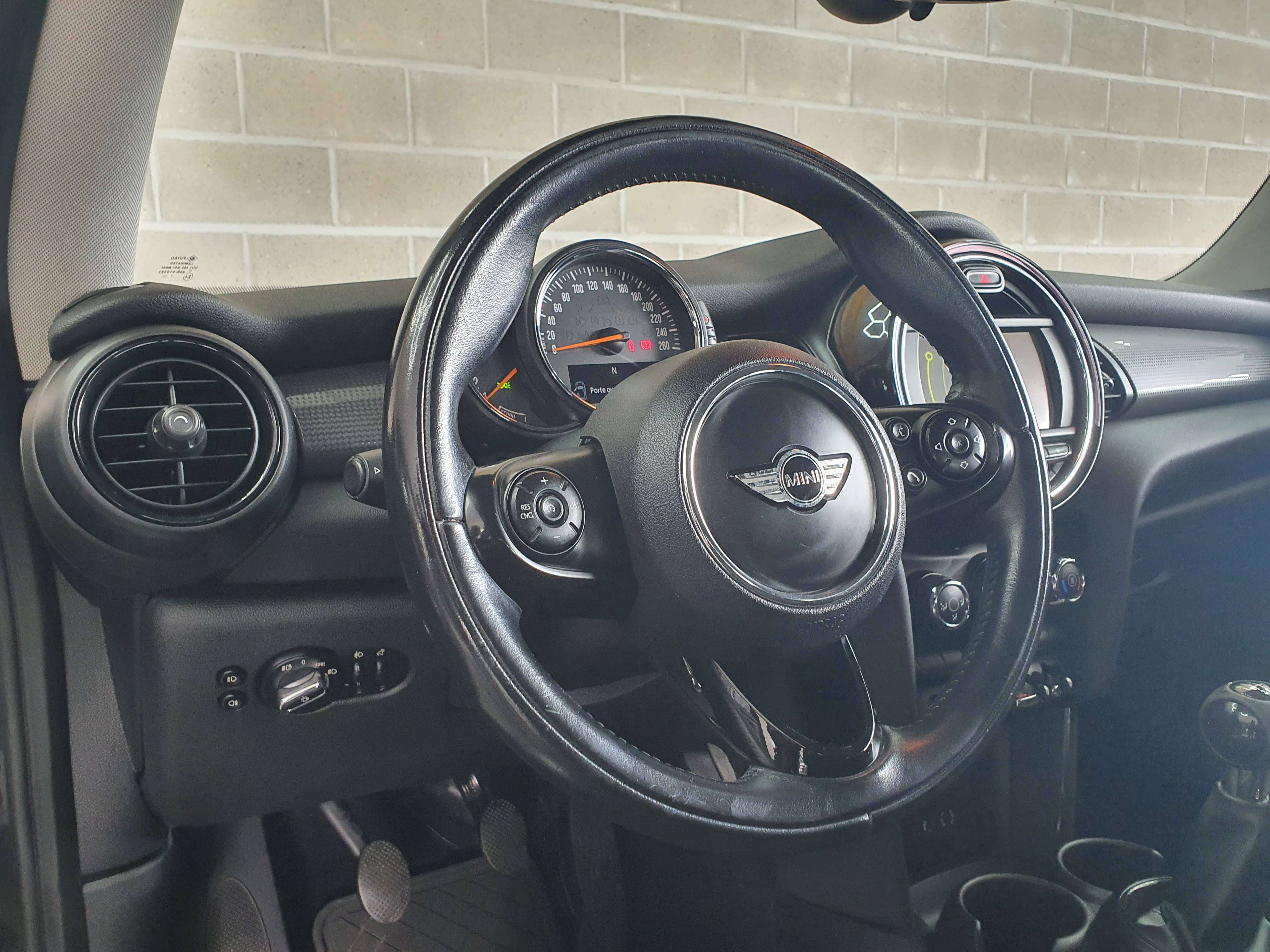 MINI Cooper D 🟢1.5 DIESEL 116CV - GPS - CAPTEURS - CRUISE