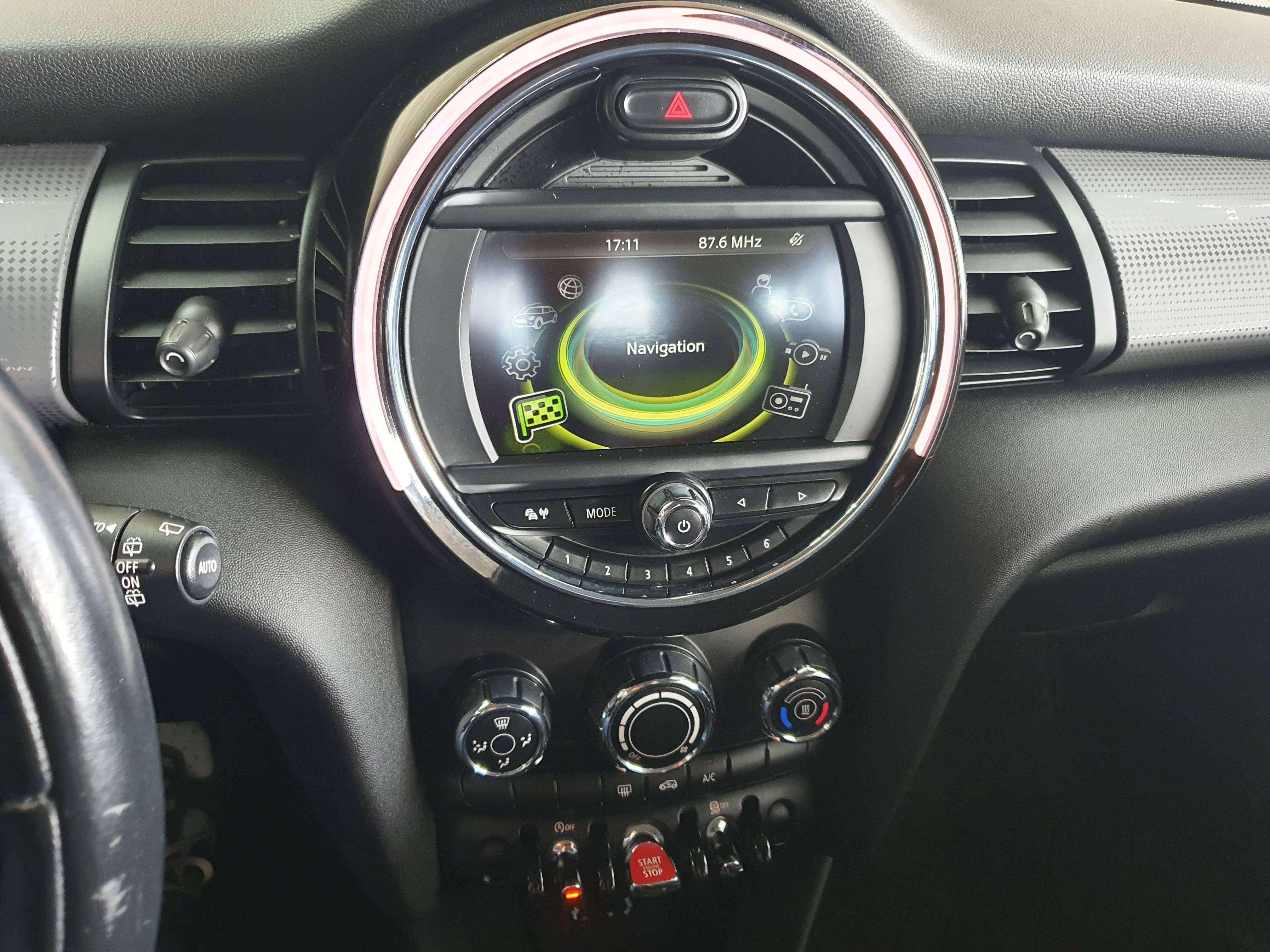 MINI Cooper D 🟢1.5 DIESEL 116CV - GPS - CAPTEURS - CRUISE