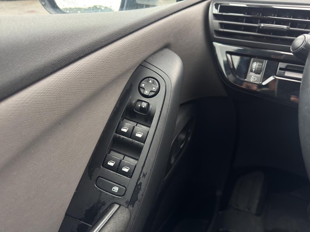 Citroen C4 BlueHDi 120 SS EAT6 Shine