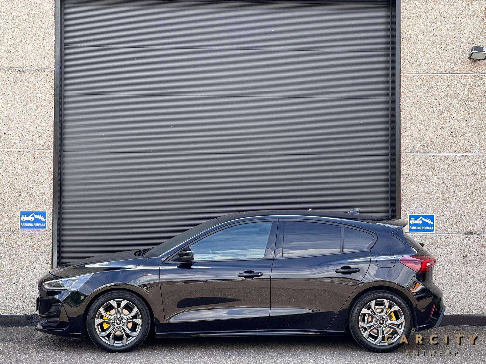 Ford Focus Focus 1.5 EcoBlue ST-Line Style | CAMERA | BTW AFTREKBAAR | WINTER PACK | ACC | APPLE & ANDRIOD |