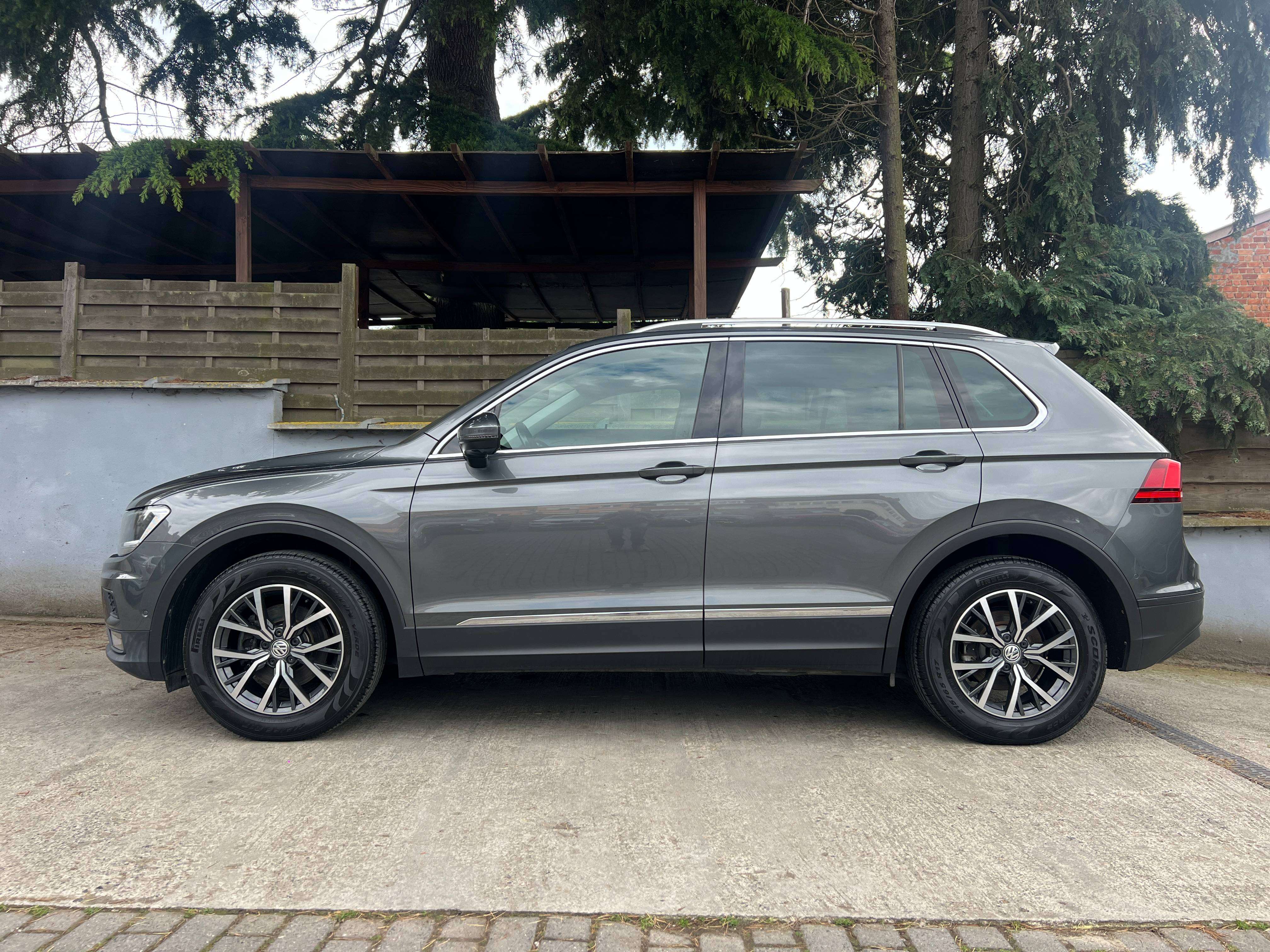 Volkswagen Tiguan 1.4 TSI 150cv 6vit Comfortline ( cuir clim toe CarPlay ect)