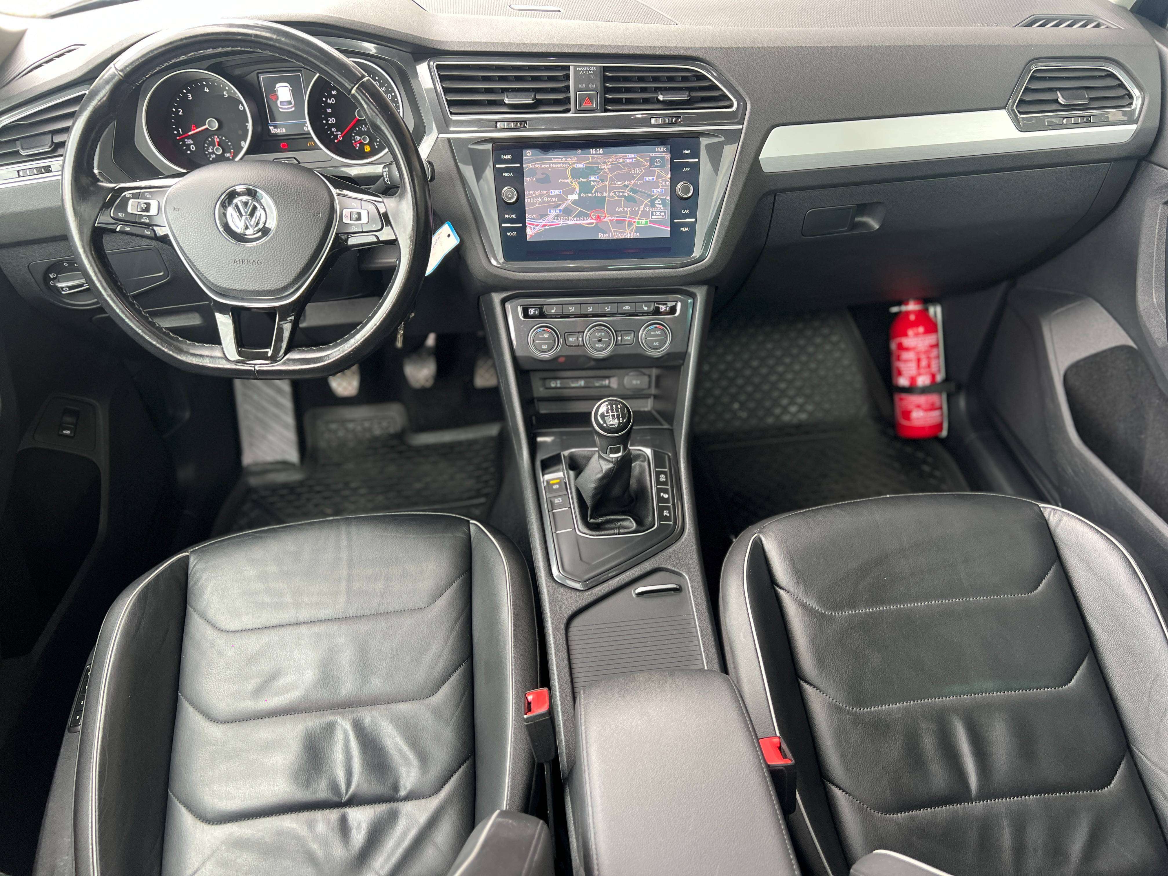 Volkswagen Tiguan 1.4 TSI 150cv 6vit Comfortline ( cuir clim toe CarPlay ect)