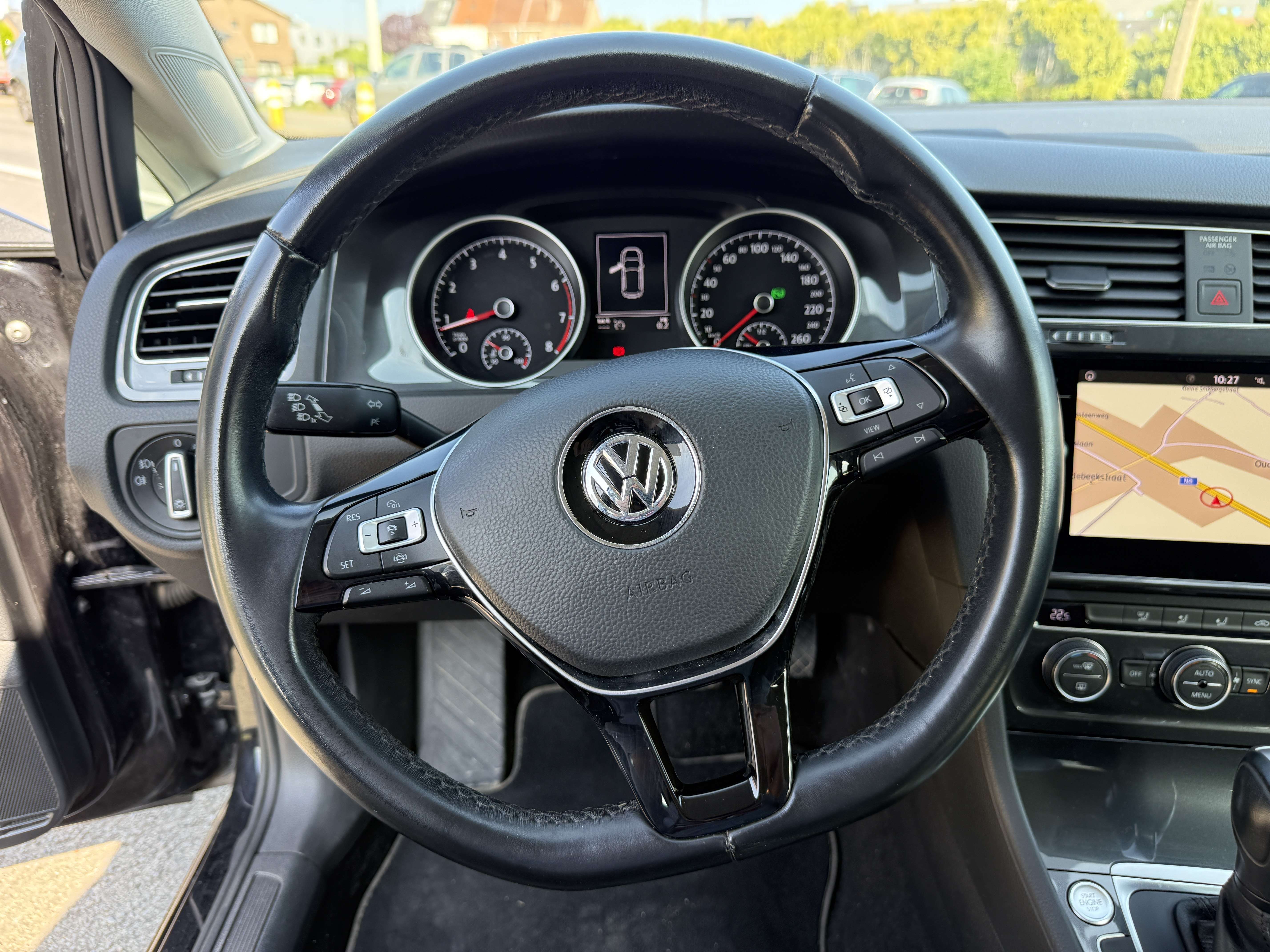 Volkswagen Golf Golf 1.5 eTSI Life OPF DSG